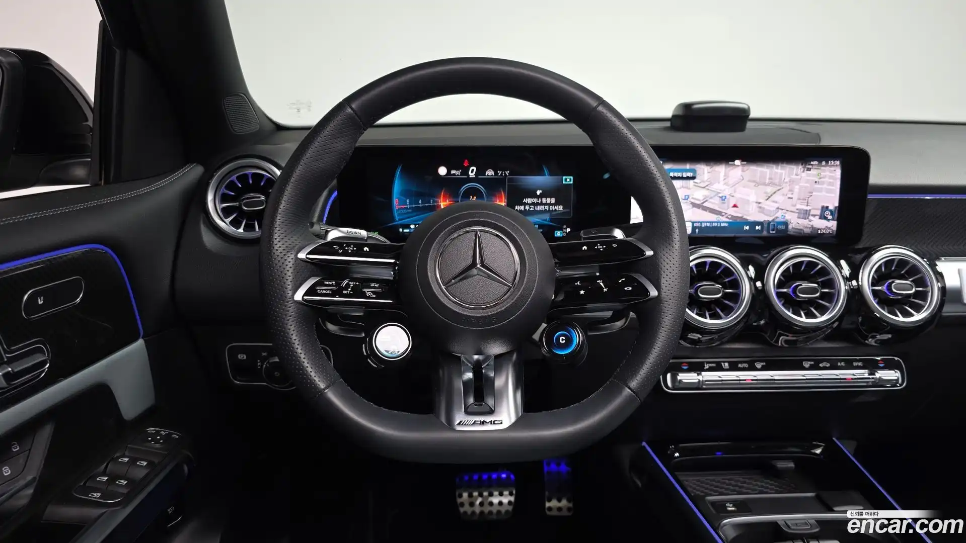 GLB-Class Mercedes-Benz 2025.4-OPTION-016