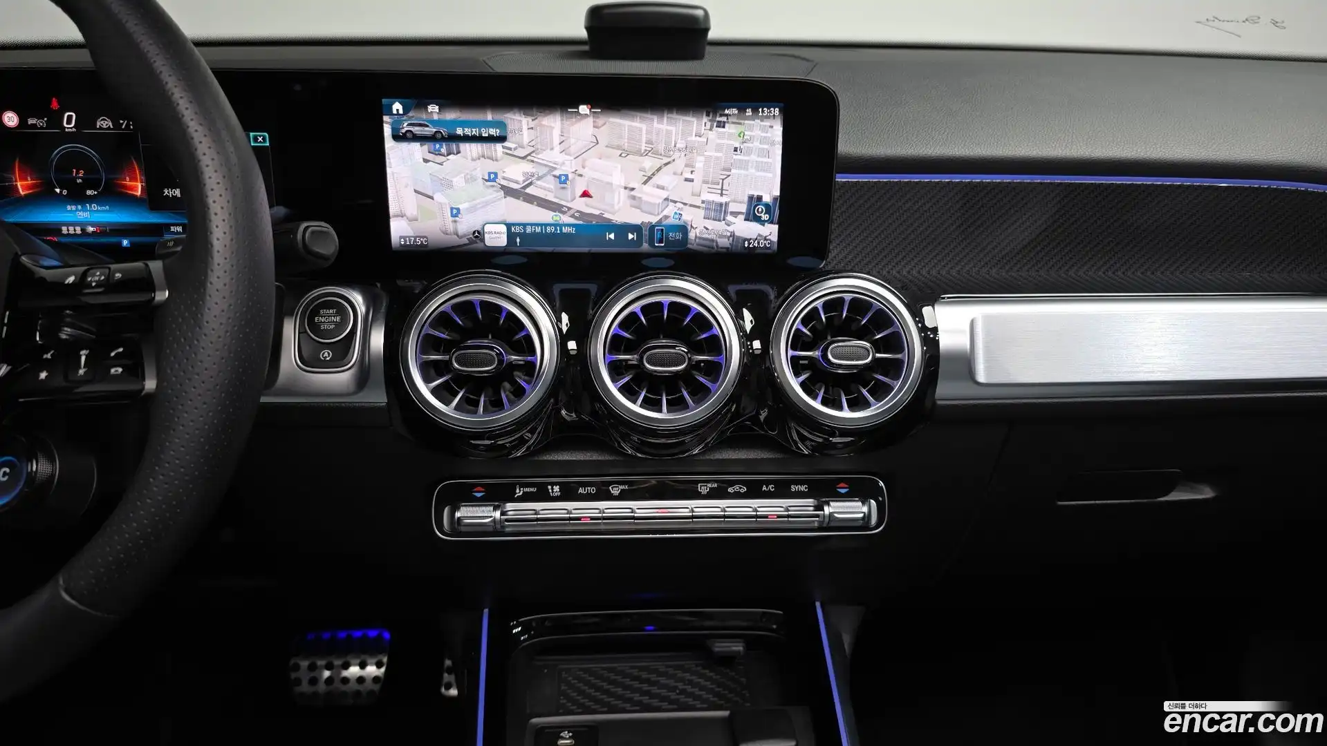 GLB-Class Mercedes-Benz 2025.4-OPTION-017