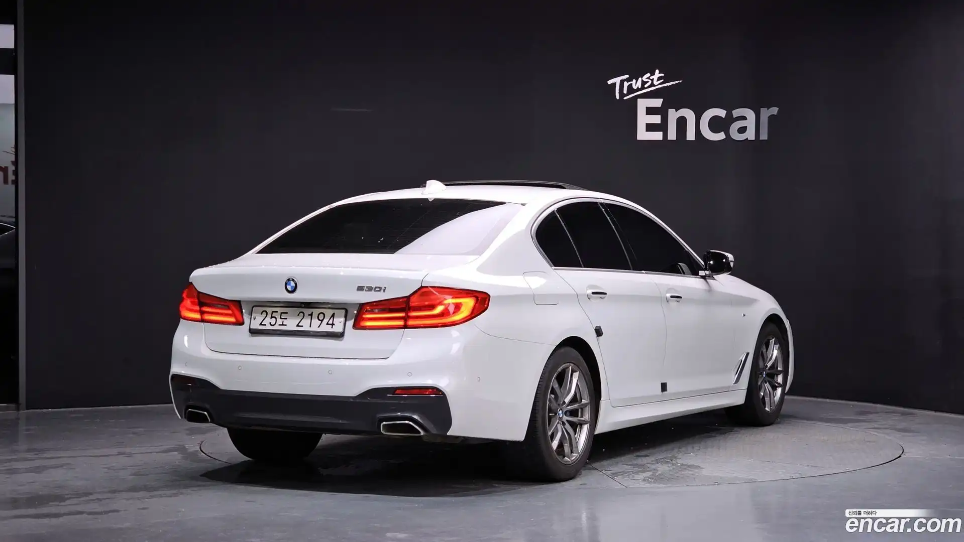 5-Series BMW 2017.11-OUTER-002