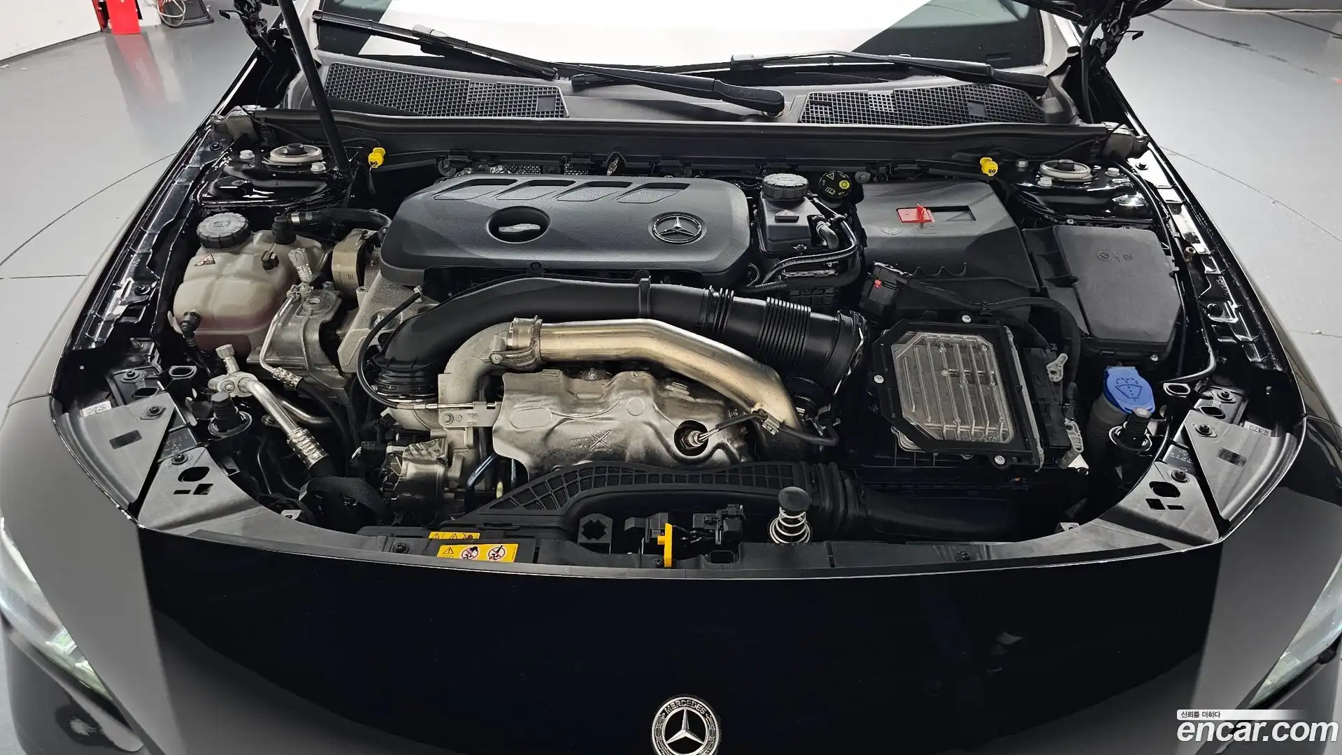CLA-Class Mercedes-Benz 2025.4-OUTER-006