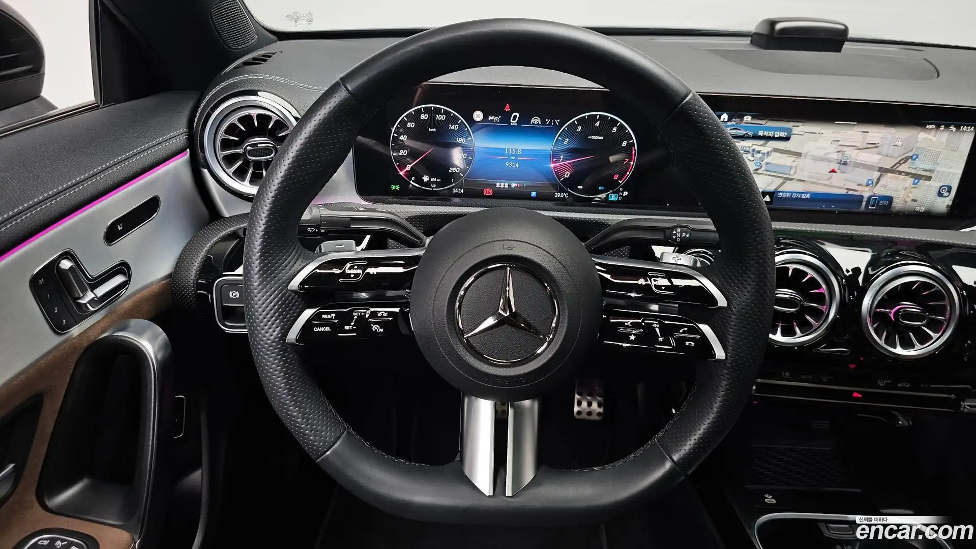 CLA-Class Mercedes-Benz 2025.4-OPTION-017