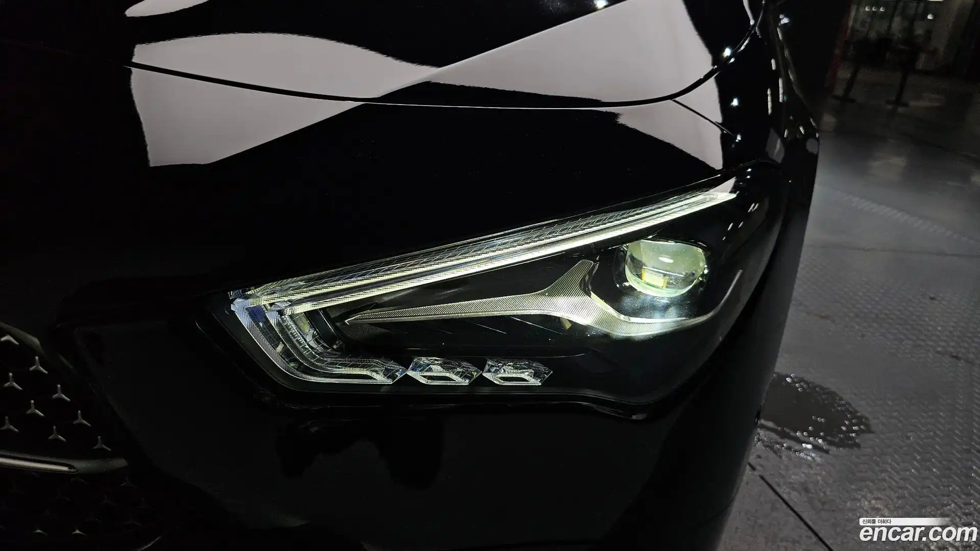 CLA-Class Mercedes-Benz 2025.4-OUTER-032