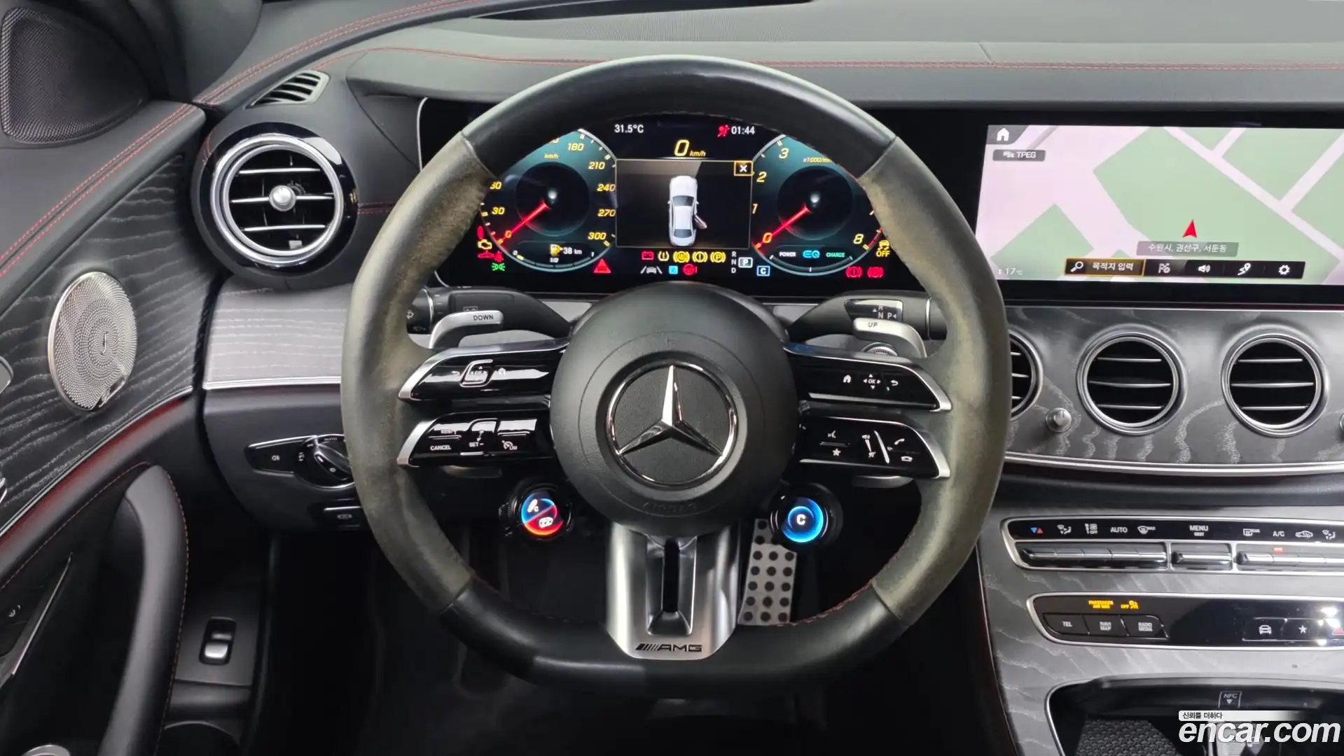 E-Class Mercedes-Benz 2022.10-OPTION-017