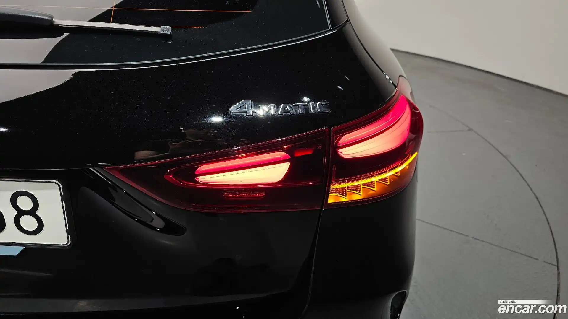 GLA-Class Mercedes-Benz 2025.4-OUTER-033