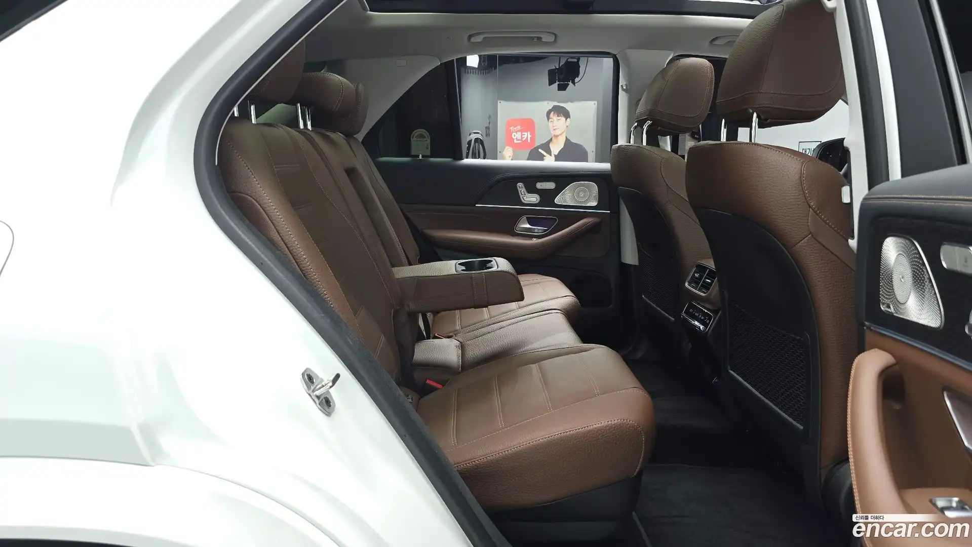 GLE-Class Mercedes-Benz 2025.2-OPTION-016