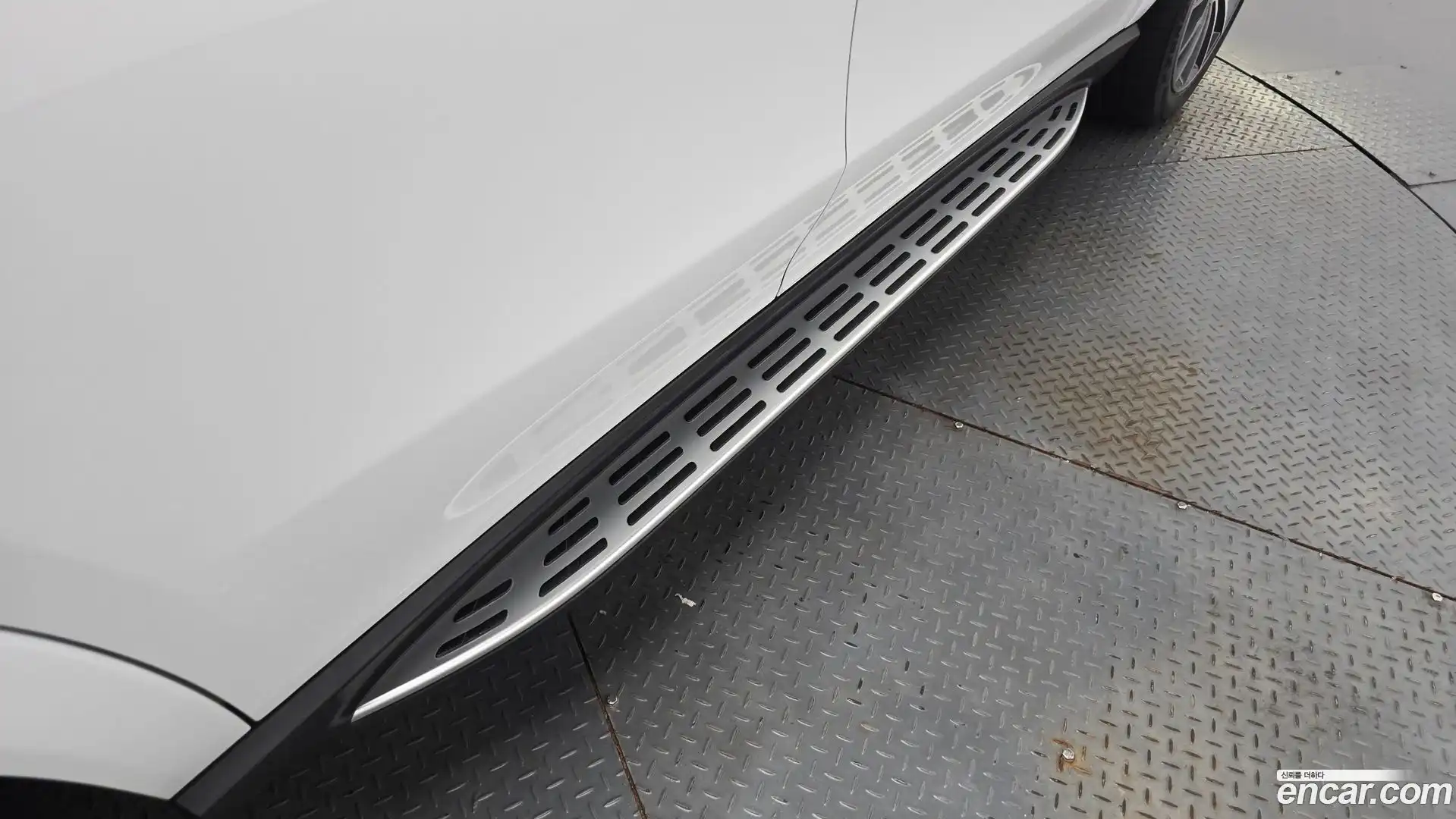 GLE-Class Mercedes-Benz 2025.2-OPTION-043