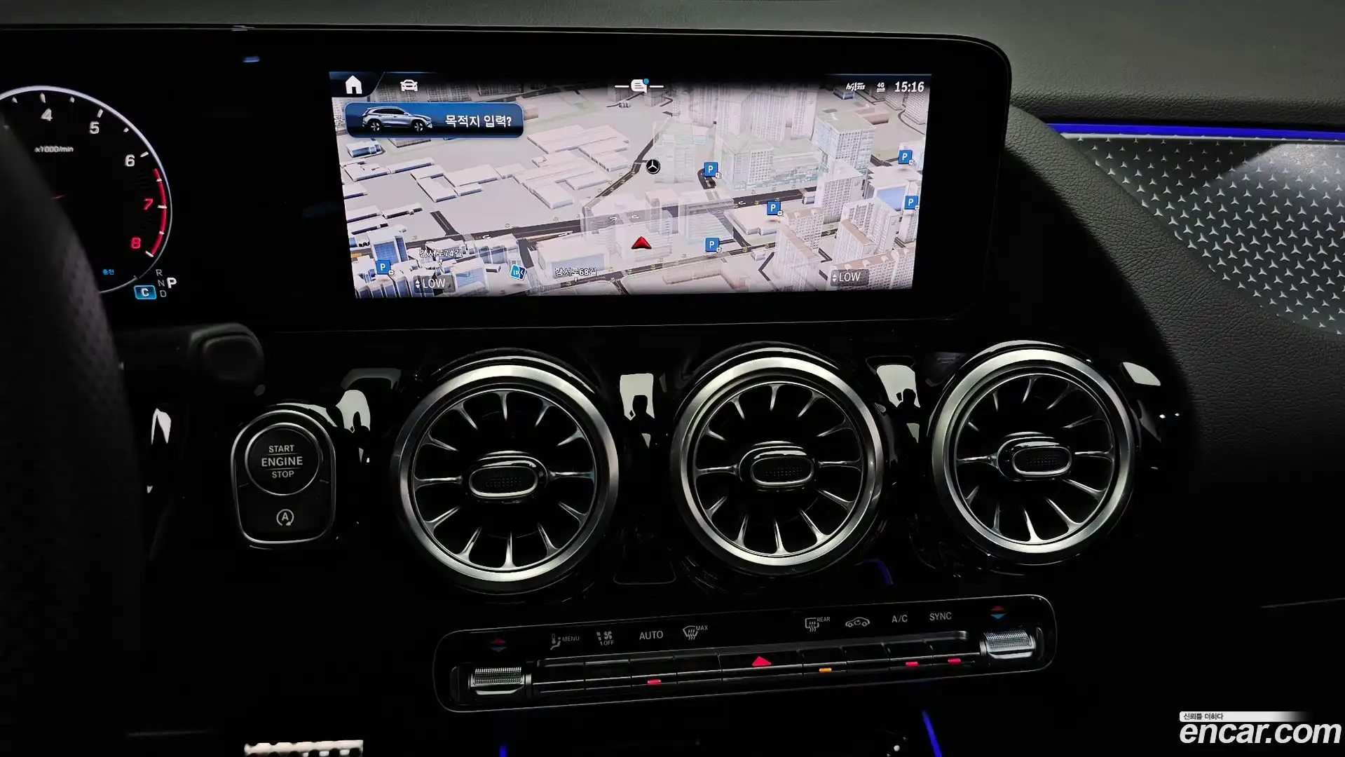 GLA-Class Mercedes-Benz 2025.4-OPTION-018