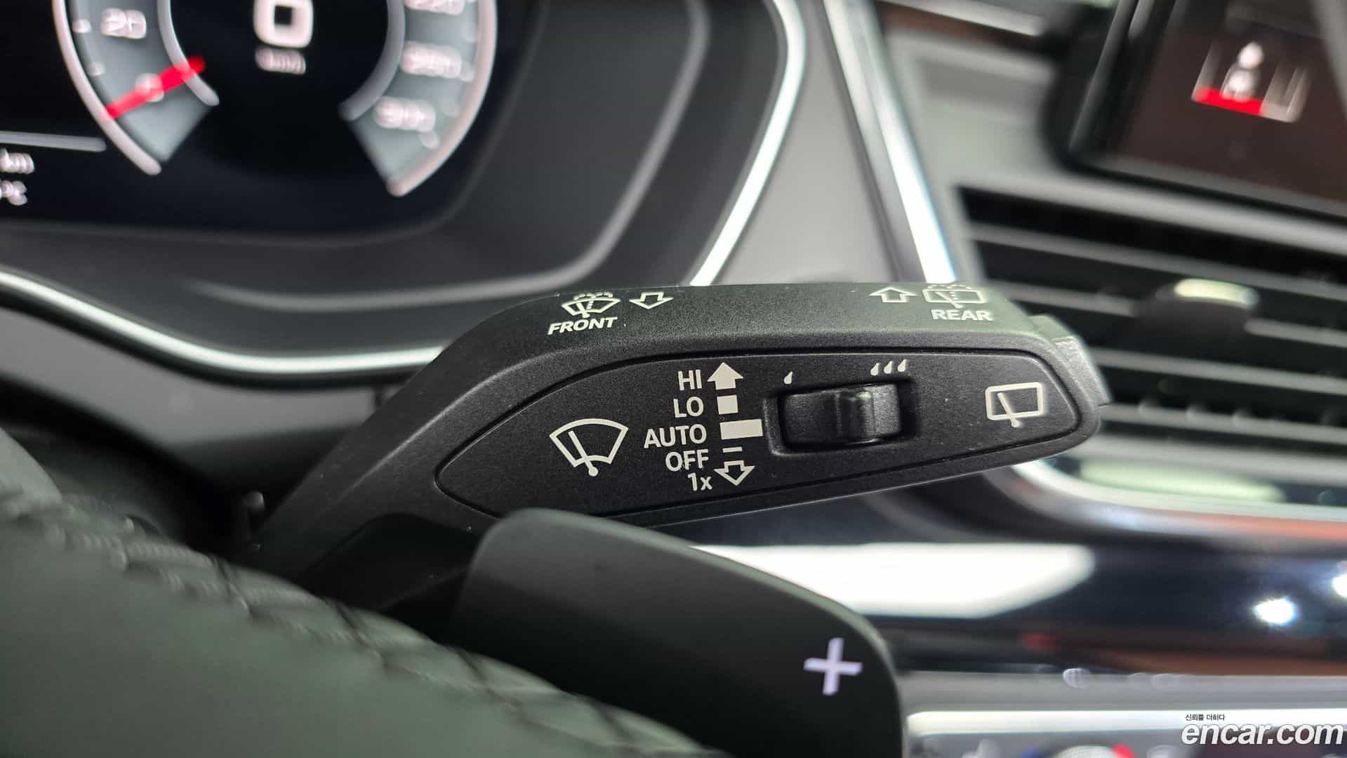 Q5 Audi 2022.5-OPTION-042