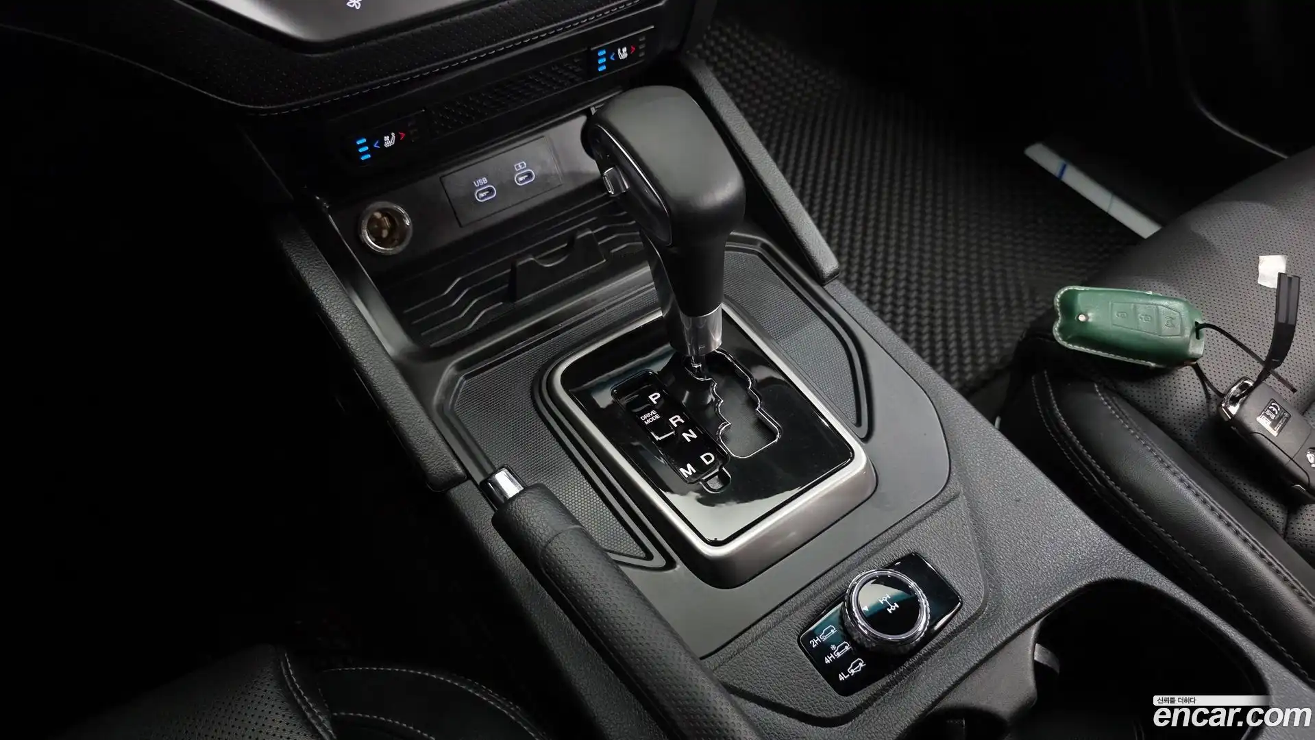 Rexton KG Mobility 2024.6-INNER-009