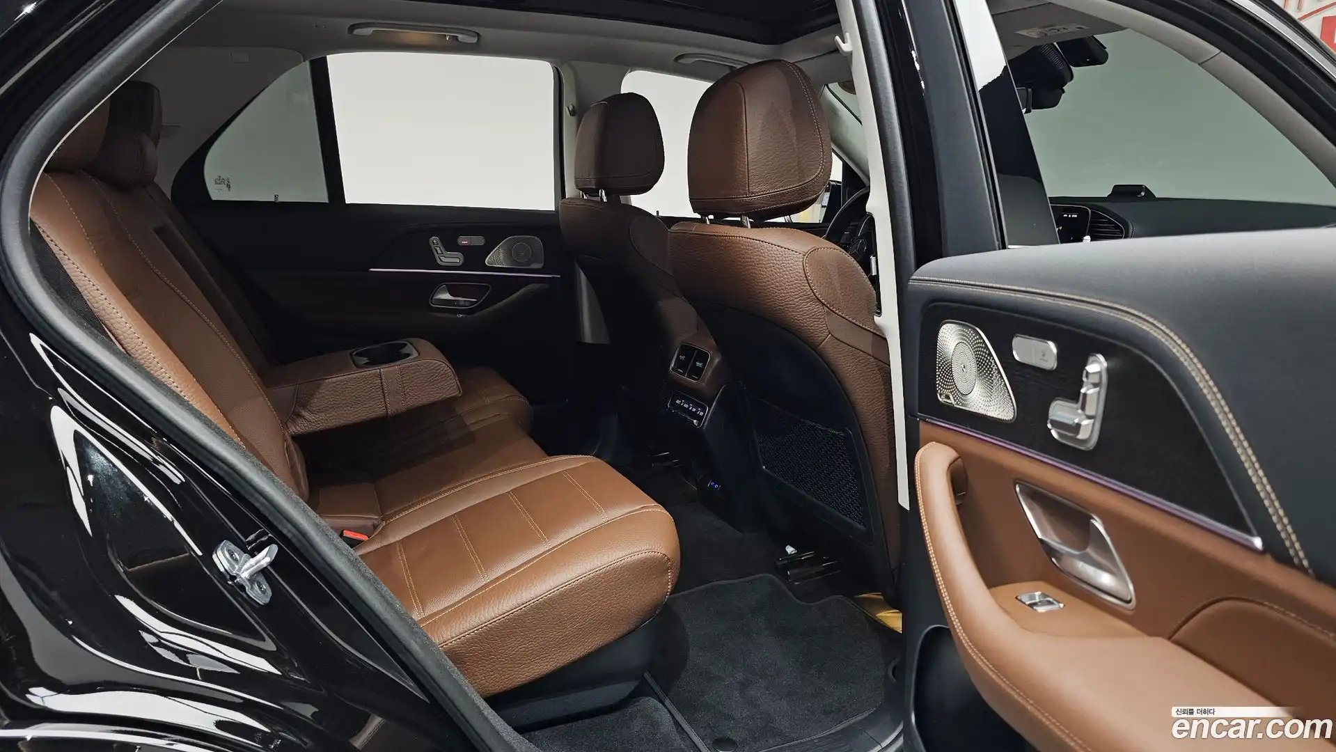 GLE-Class Mercedes-Benz 2025.5-OPTION-015