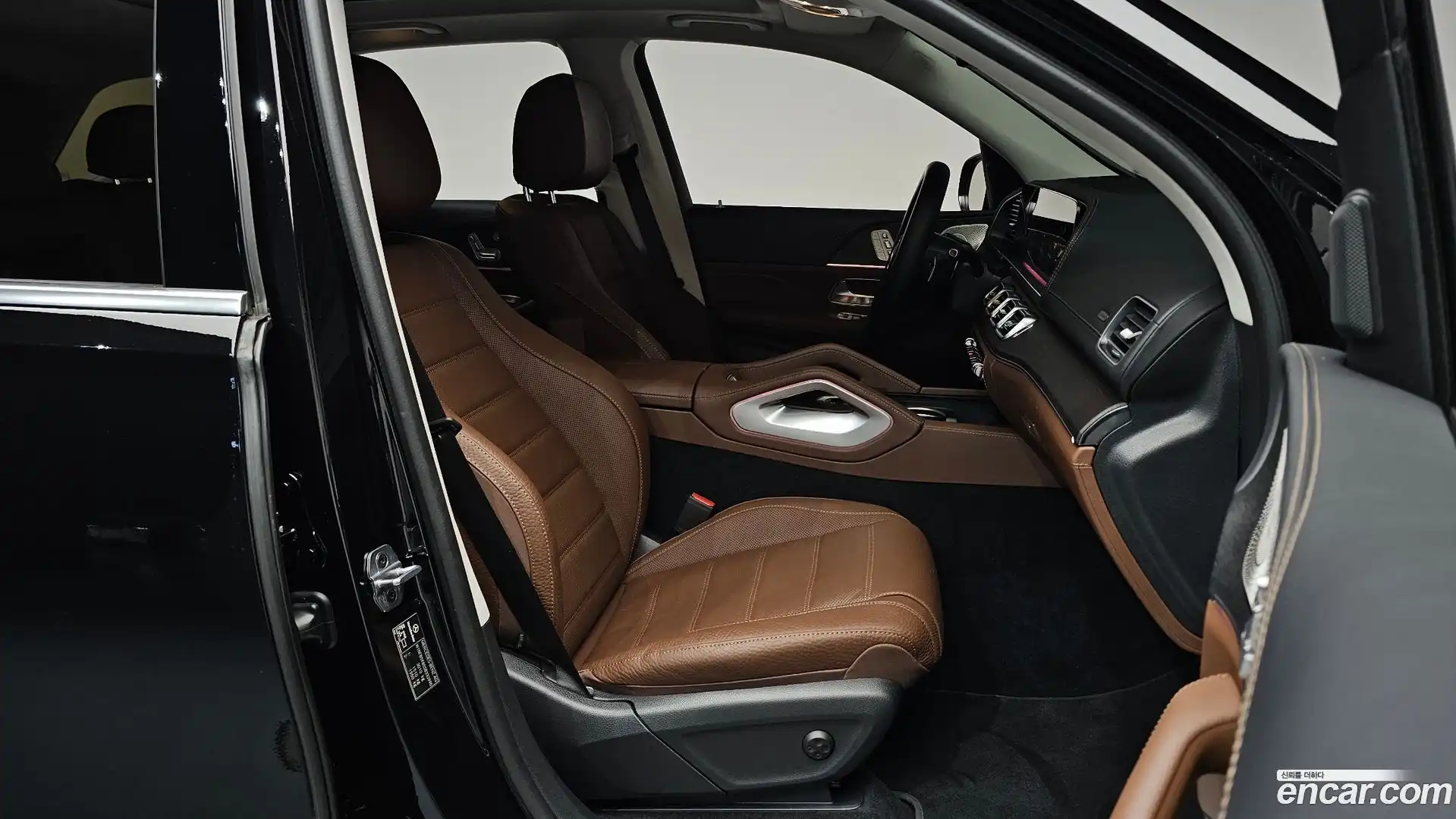 GLE-Class Mercedes-Benz 2025.5-OPTION-016
