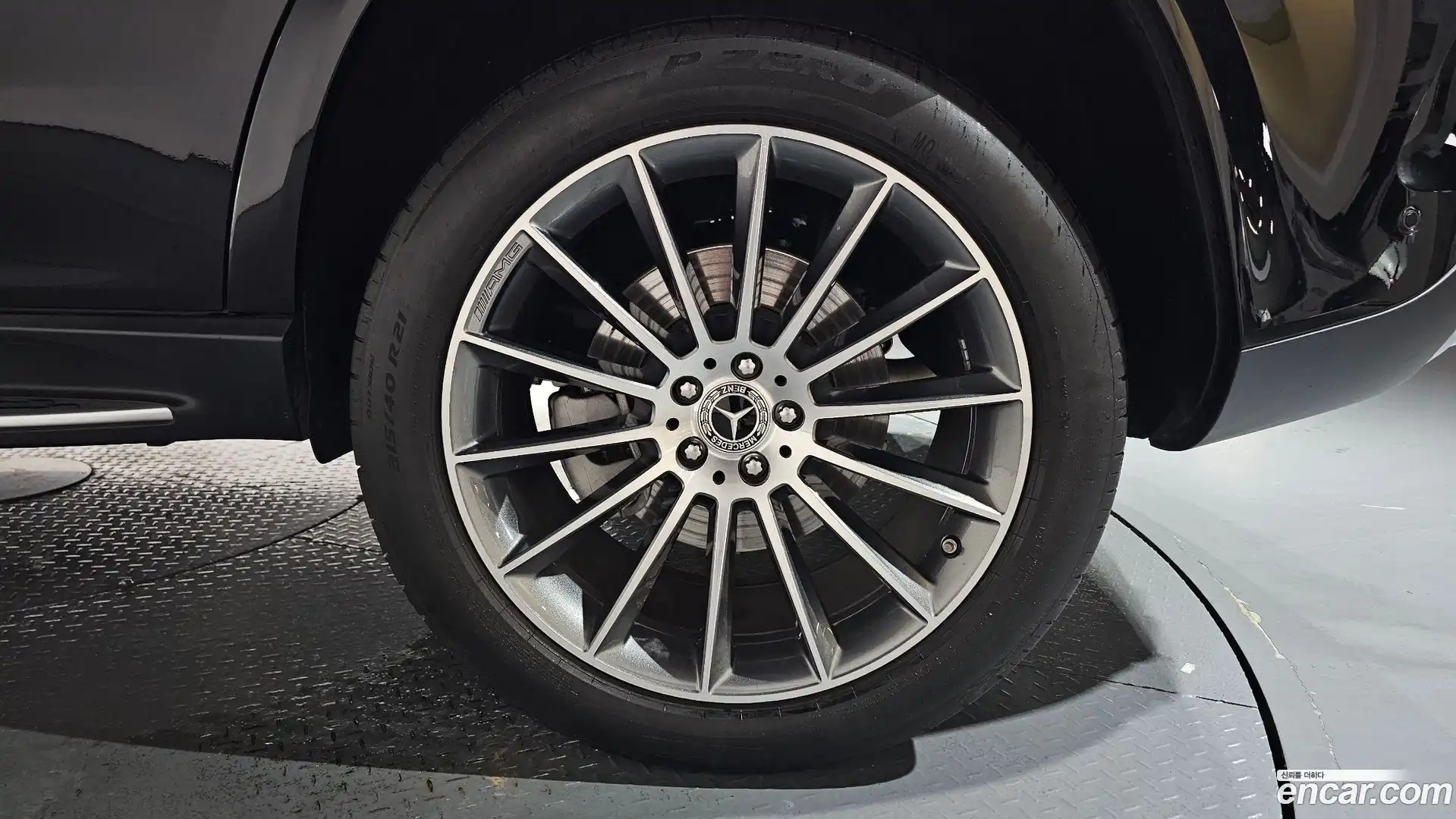 GLE-Class Mercedes-Benz 2025.5-OUTER-031