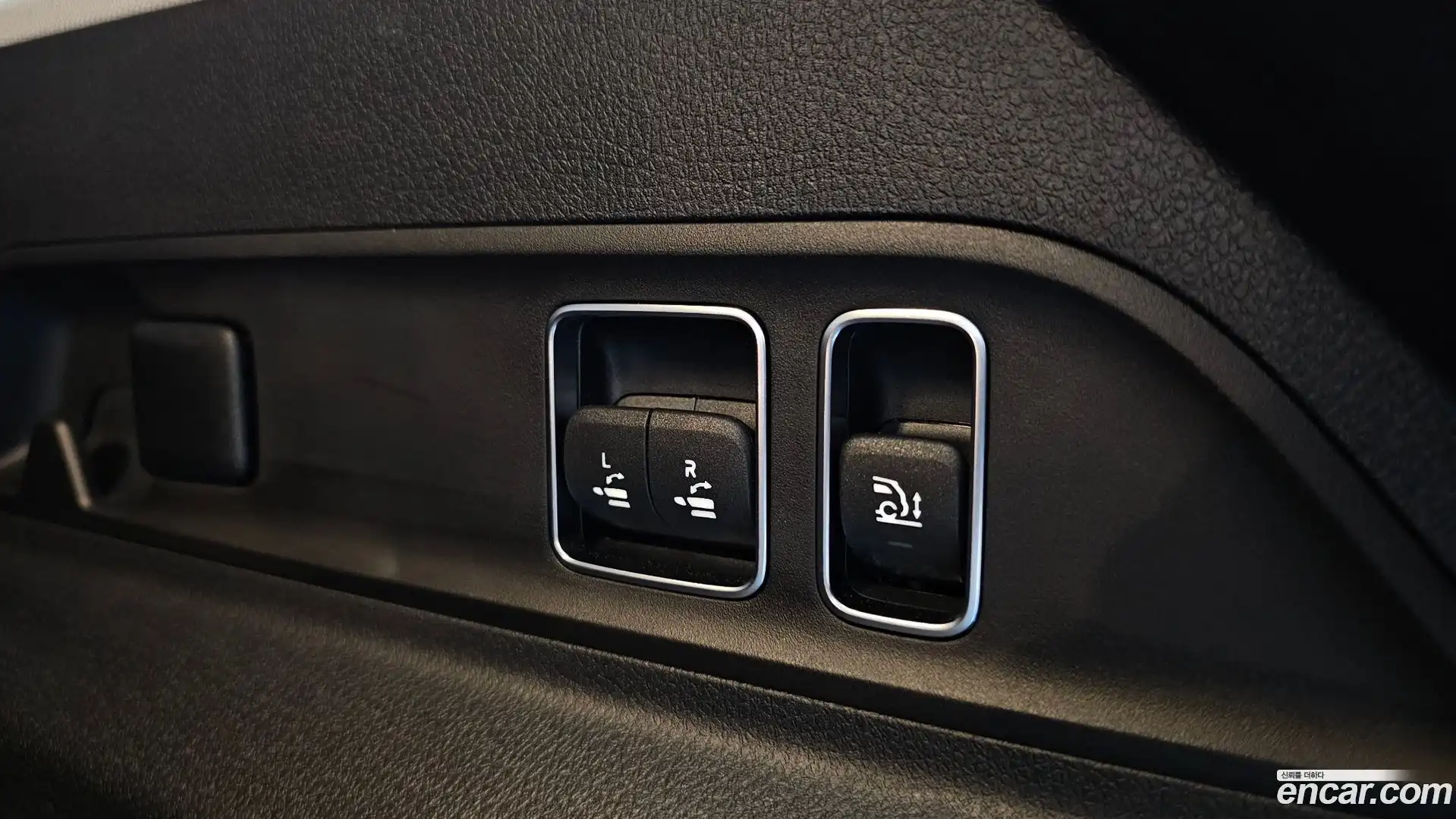 GLE-Class Mercedes-Benz 2025.5-OPTION-053
