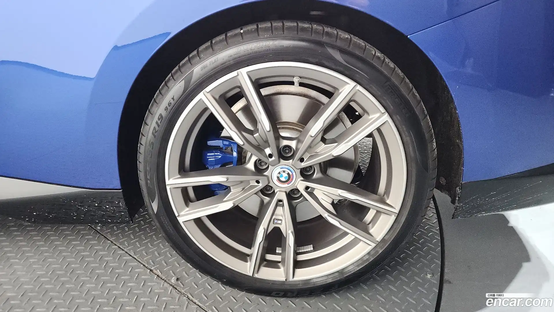 2-Series BMW 2023.3-OUTER-031