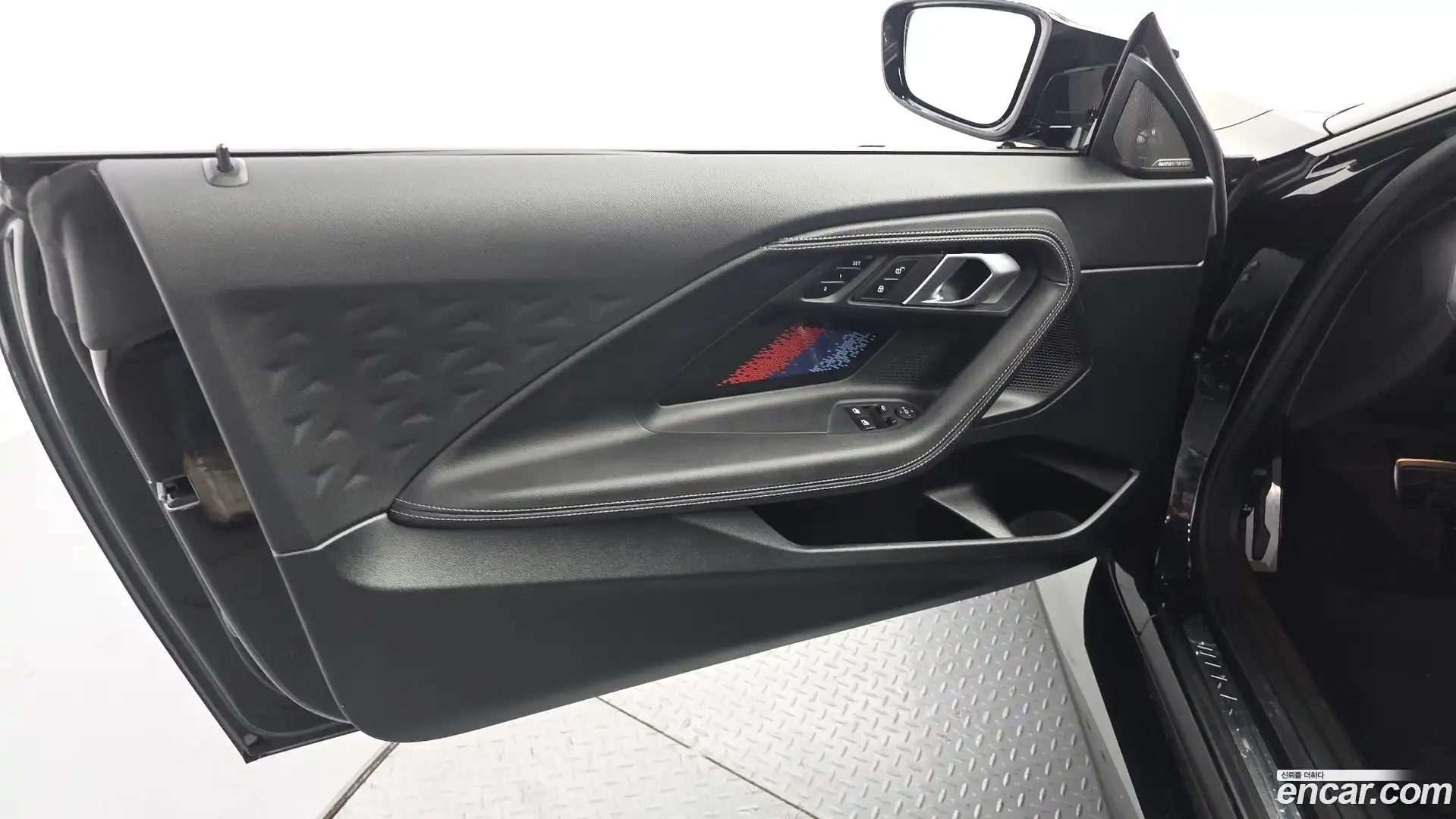 M2 BMW 2025.7-INNER-034