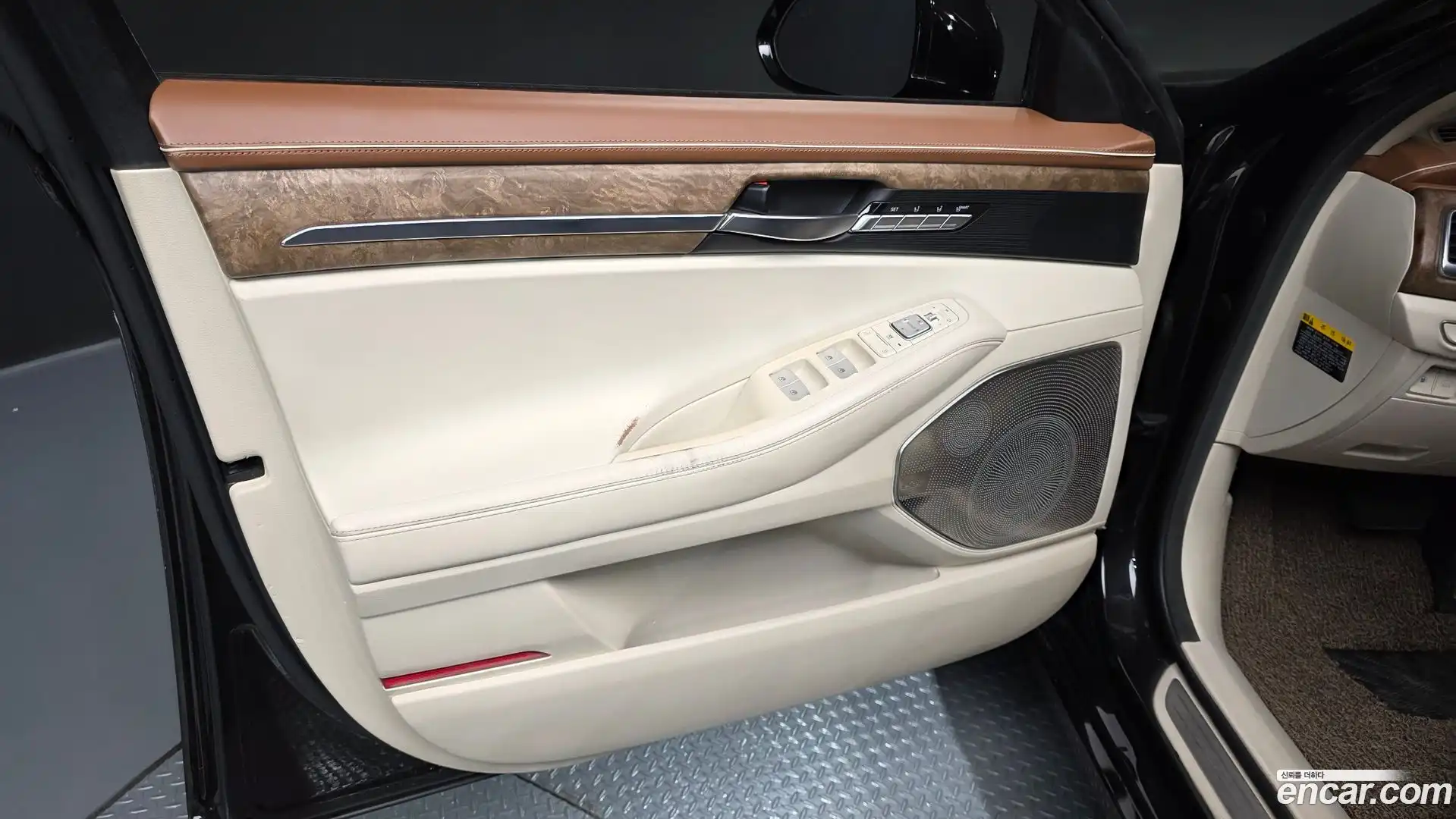 G90 Genesis 2019.6-INNER-034