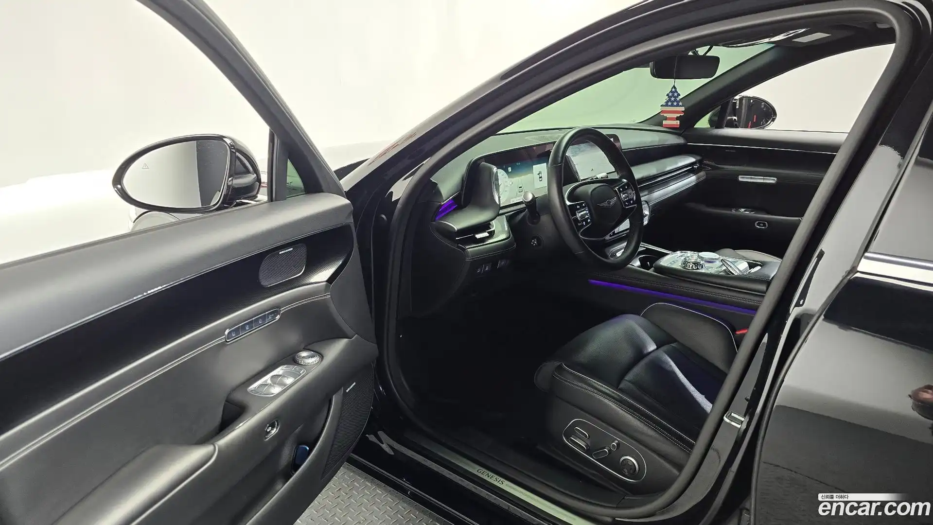G90 Genesis 2023.0-INNER-010