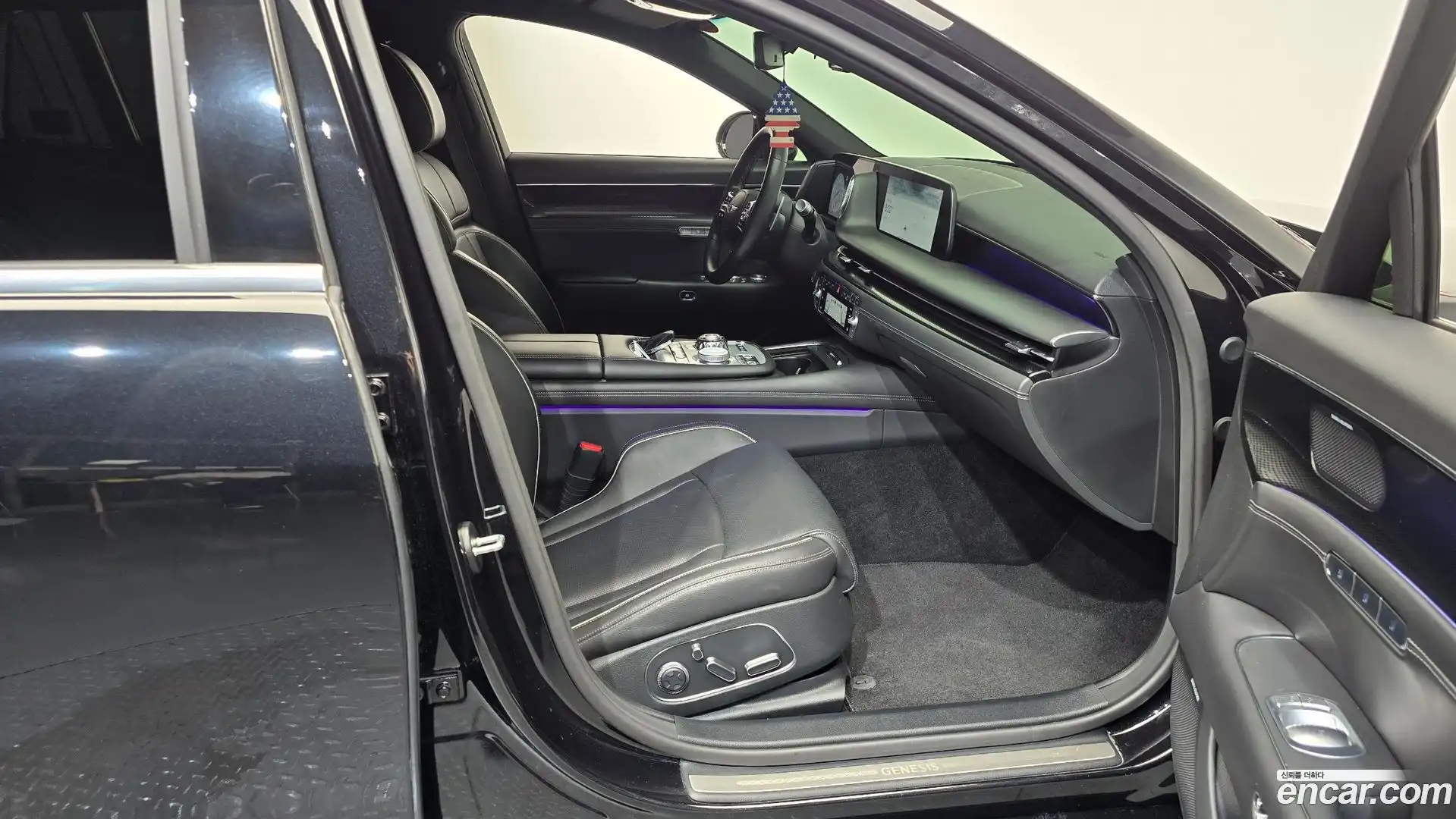 G90 Genesis 2023.0-INNER-036
