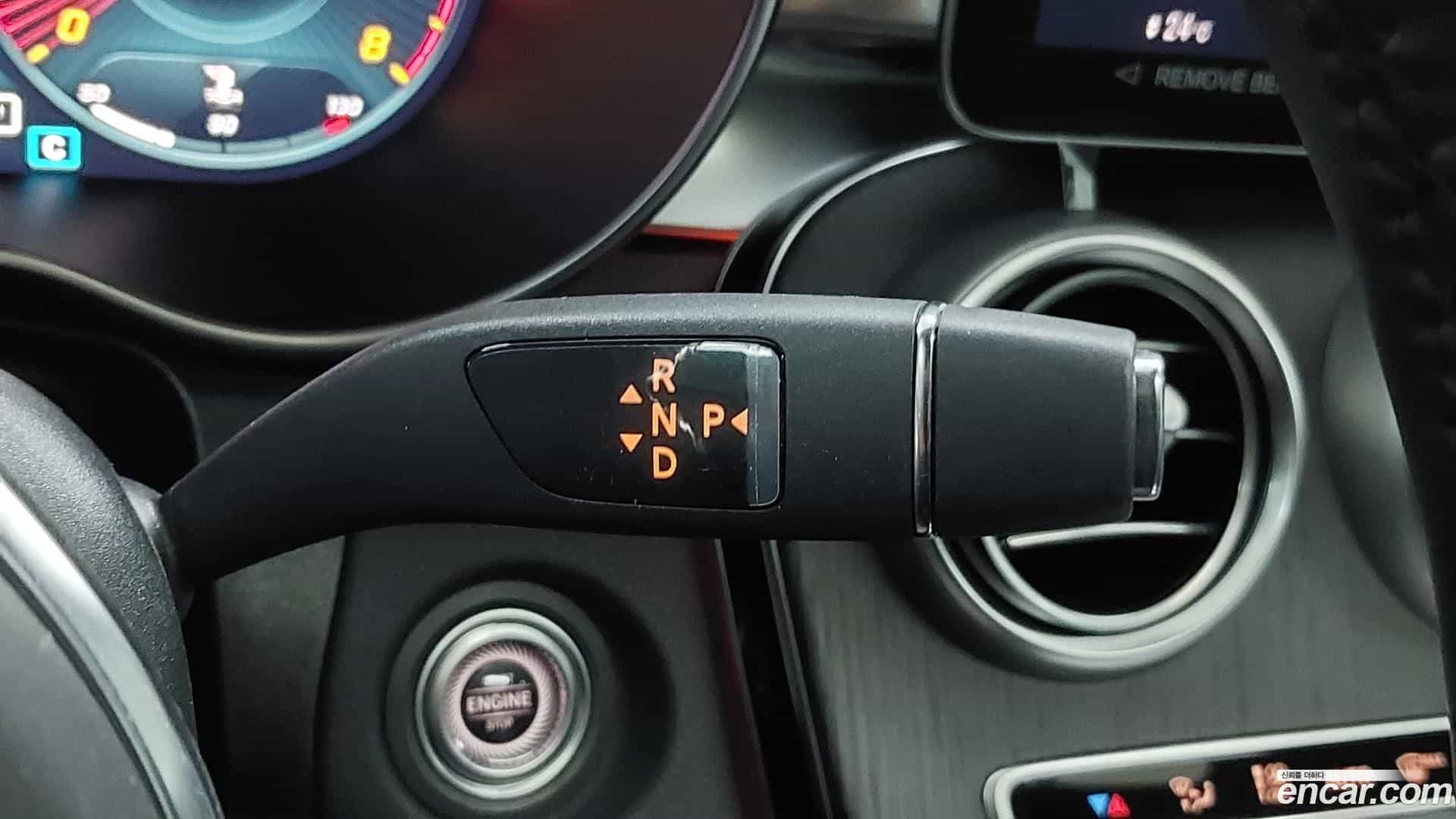 GLC-Class Mercedes-Benz 2022.10-OPTION-024