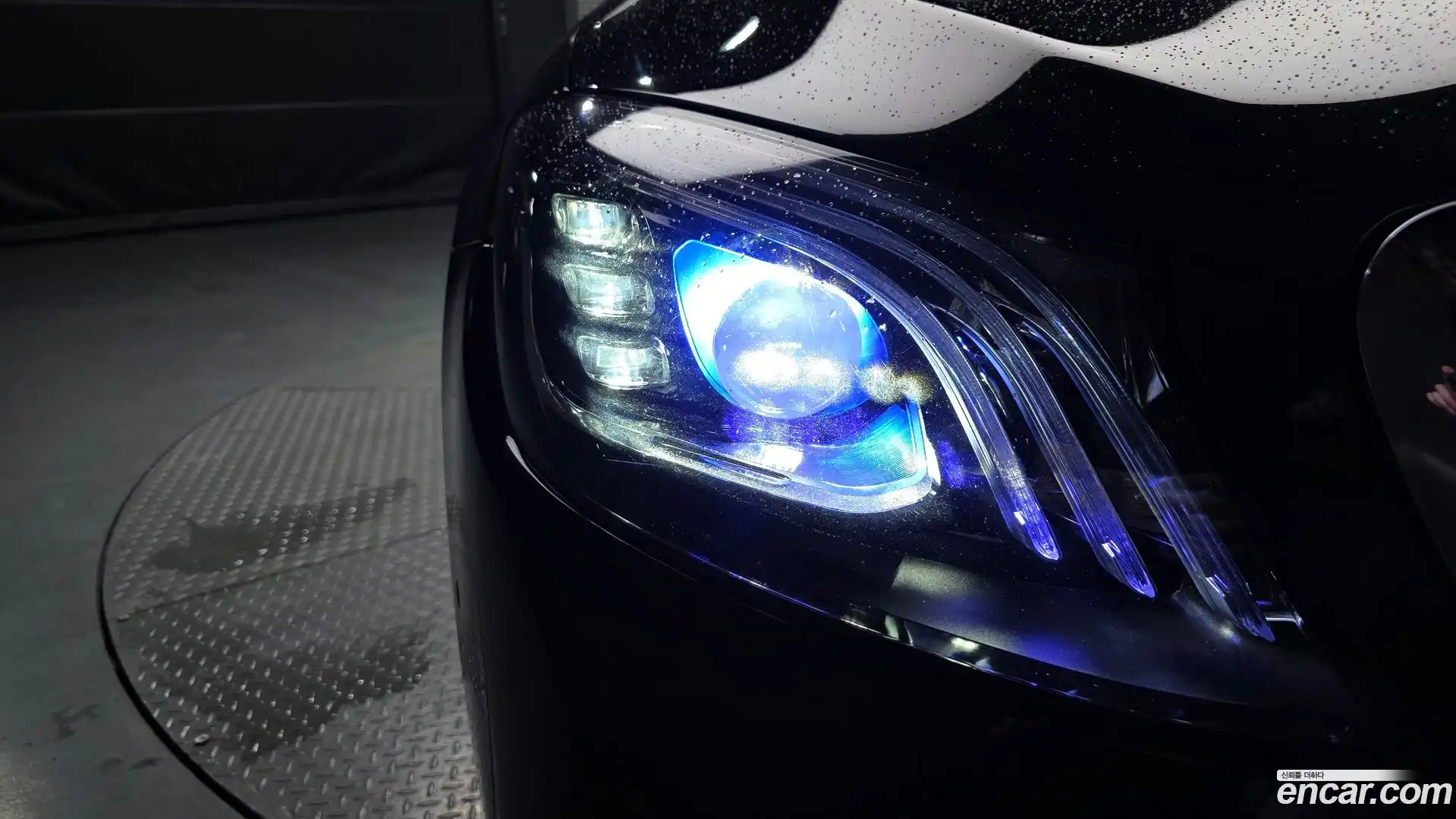 S-Class Mercedes-Benz 2017.3-OUTER-032