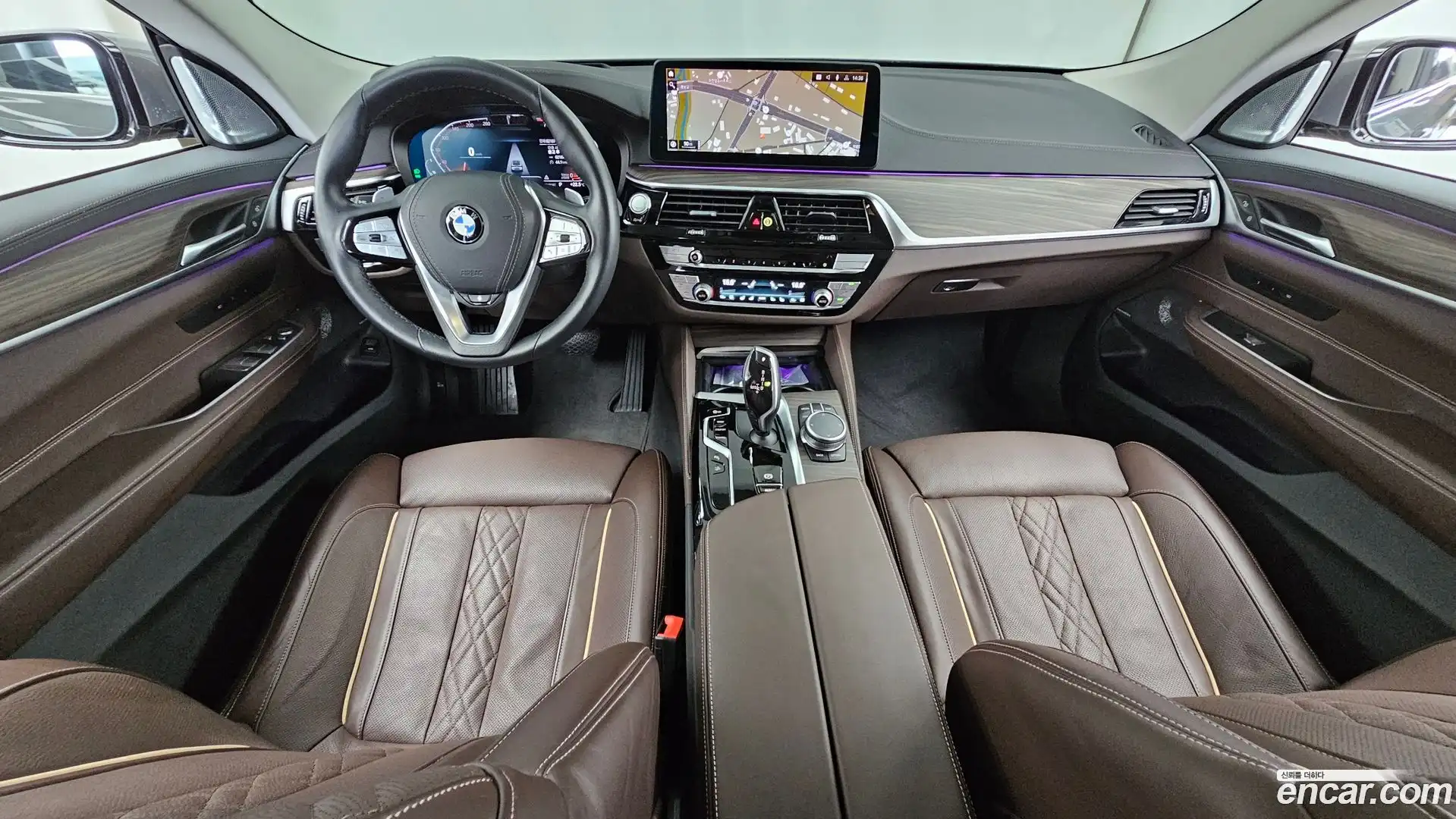 Gran Turismo BMW 2022.4-INNER-007