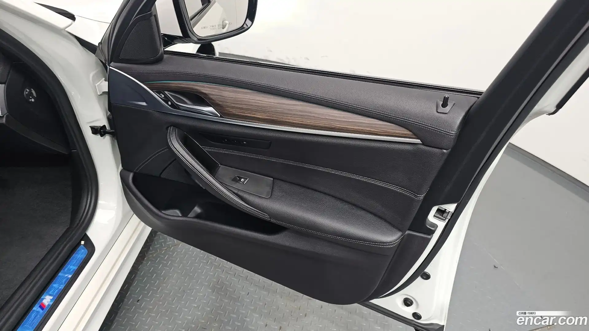 5-Series BMW 2017.9-OPTION-023
