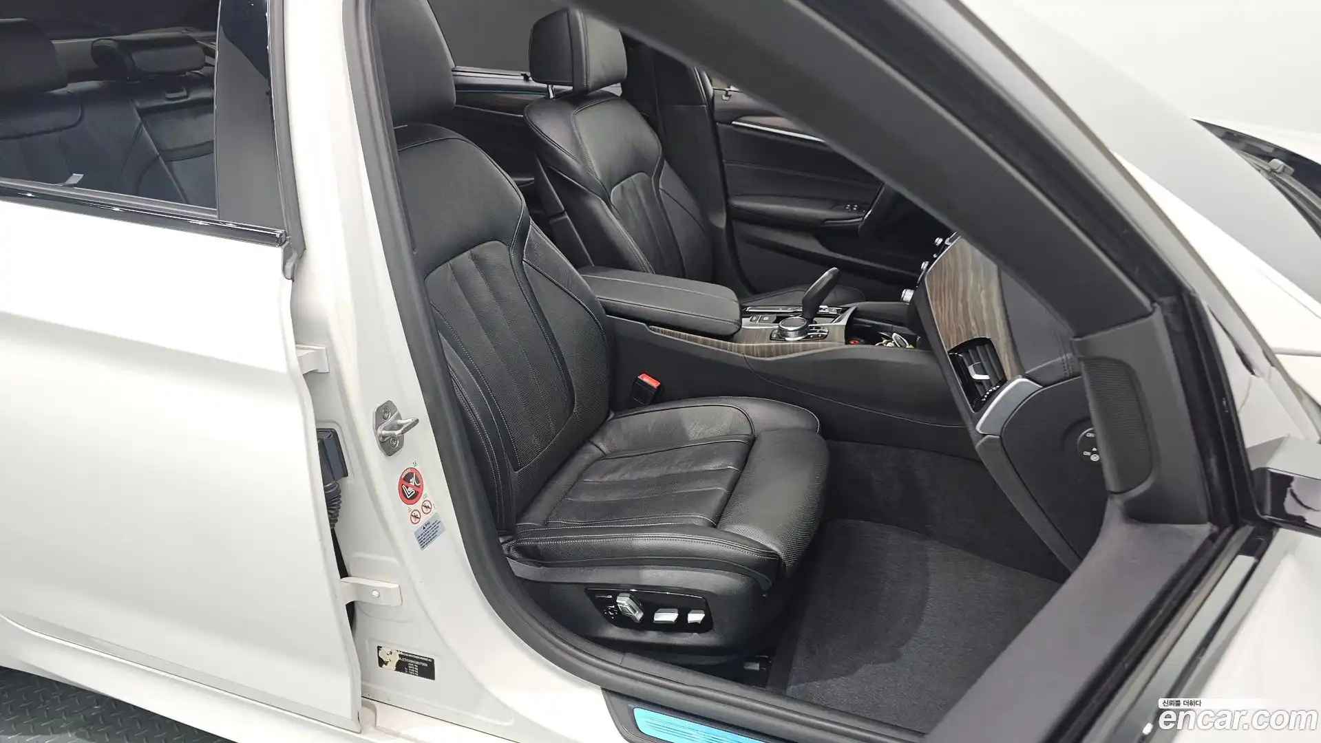 5-Series BMW 2017.9-INNER-036