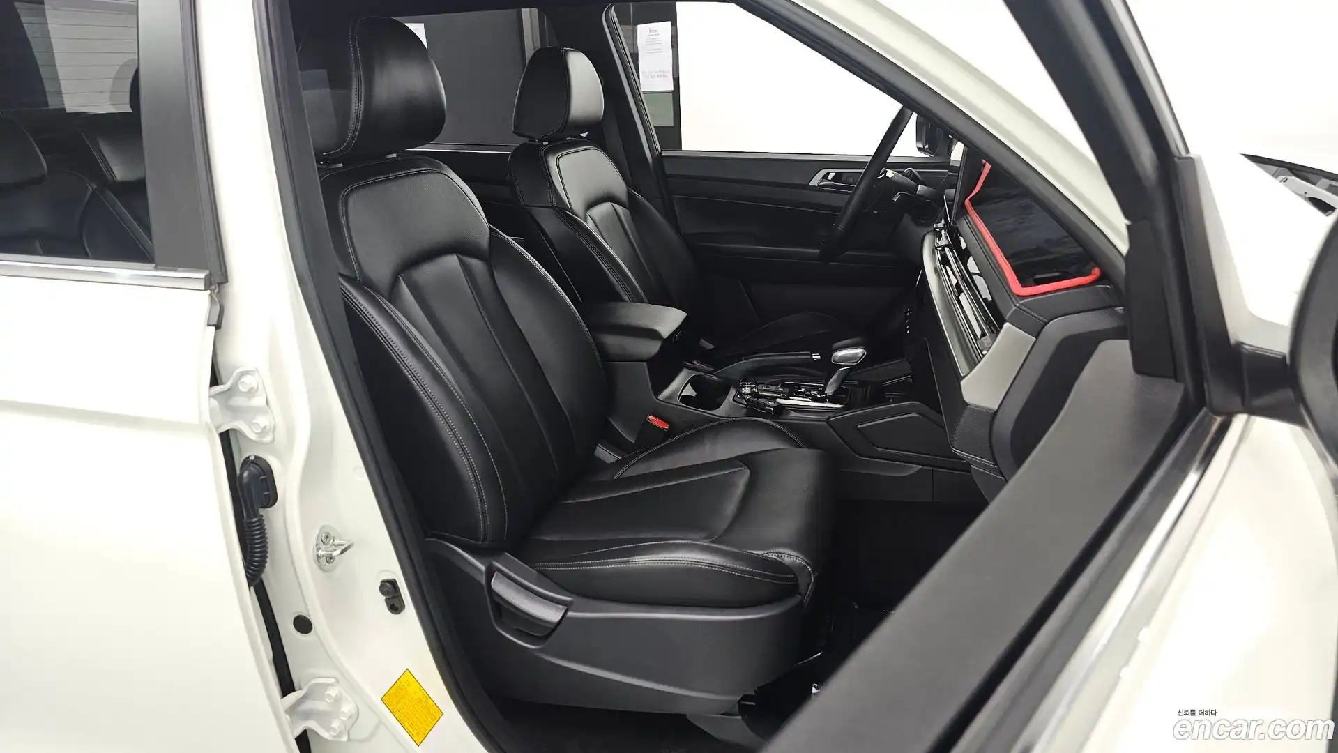 Rexton KG Mobility 2024.5-OPTION-015