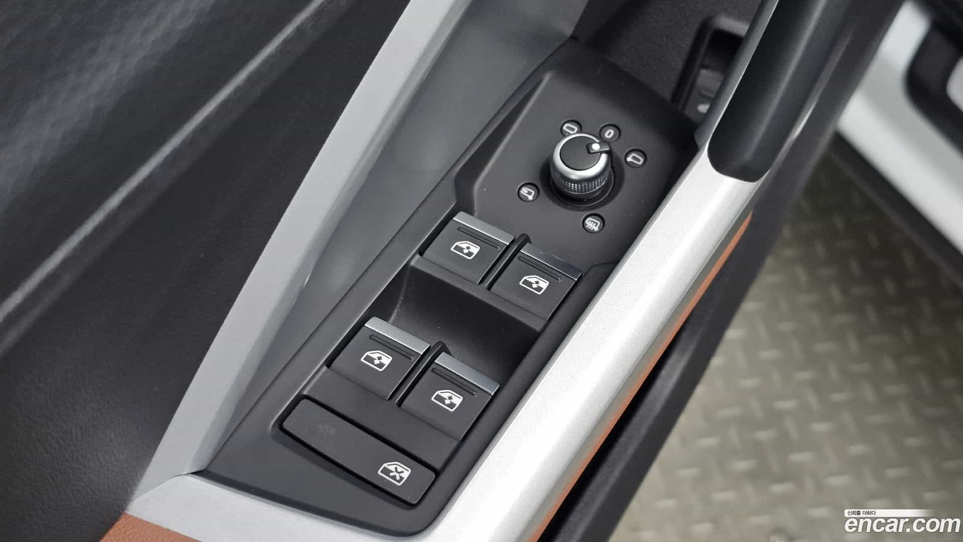 Q3 Audi 2022.8-OPTION-041