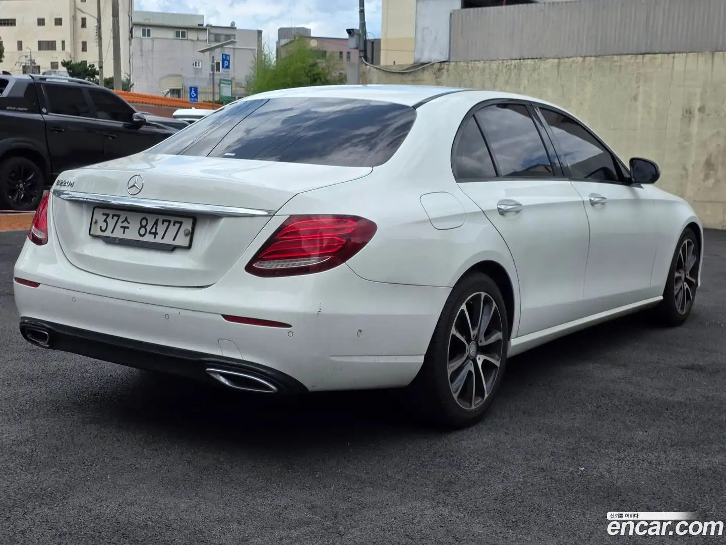 E-Class Mercedes-Benz 2017.2-OUTER-004