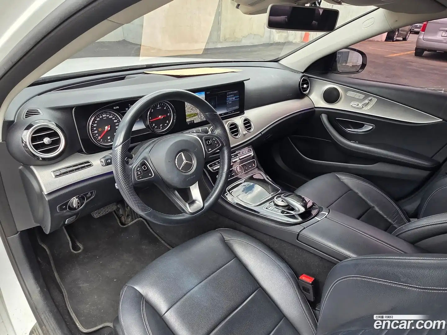 E-Class Mercedes-Benz 2017.2-INNER-008
