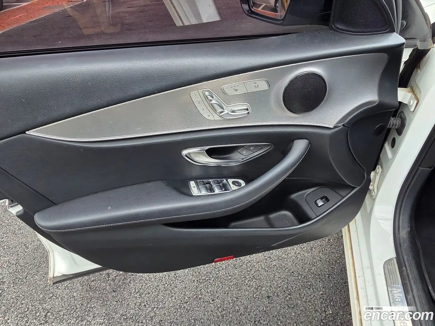 E-Class Mercedes-Benz 2017.2-OPTION-015