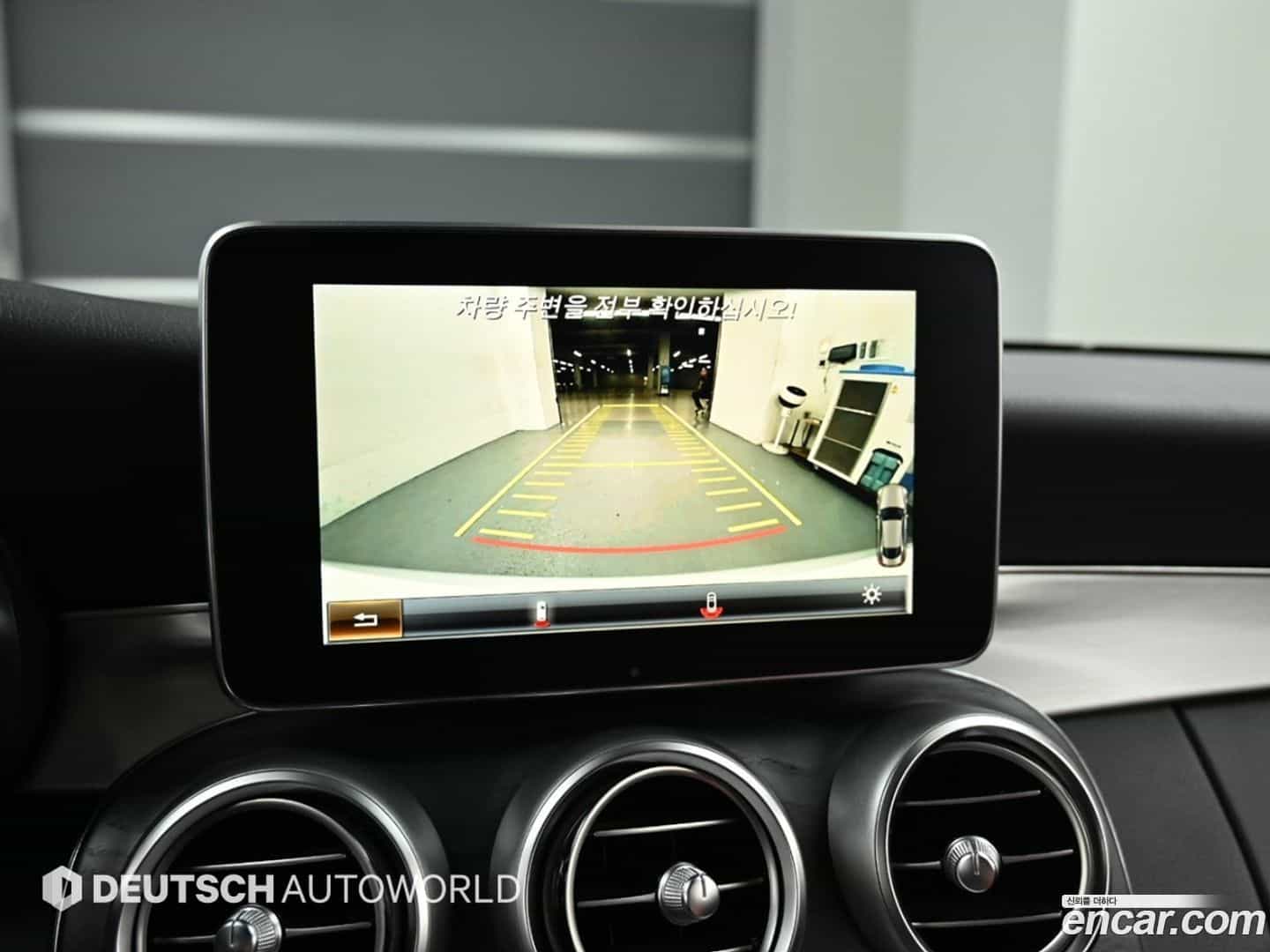 C-Class Mercedes-Benz 2016.7-OPTION-019