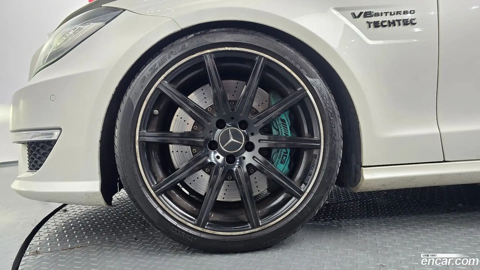 CLS-Class Mercedes-Benz 2014.3-OUTER-005
