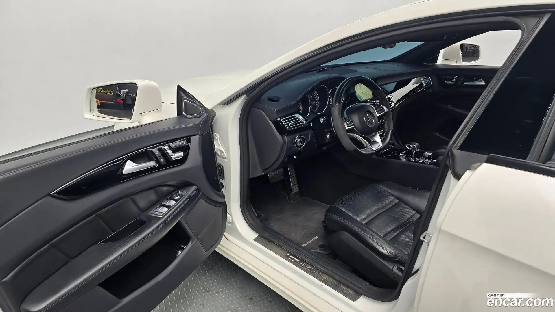 CLS-Class Mercedes-Benz 2014.3-OPTION-015