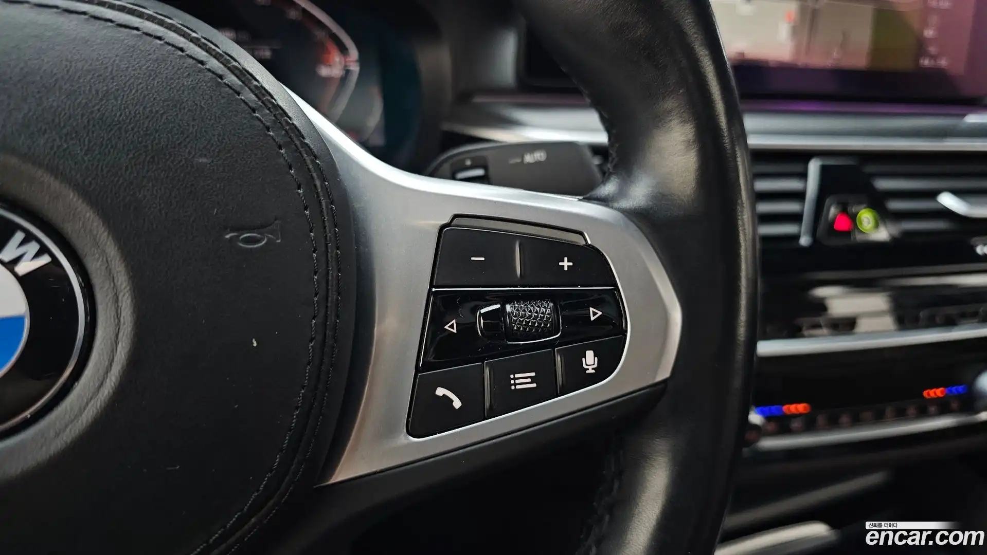 5-Series BMW 2022.9-OPTION-024