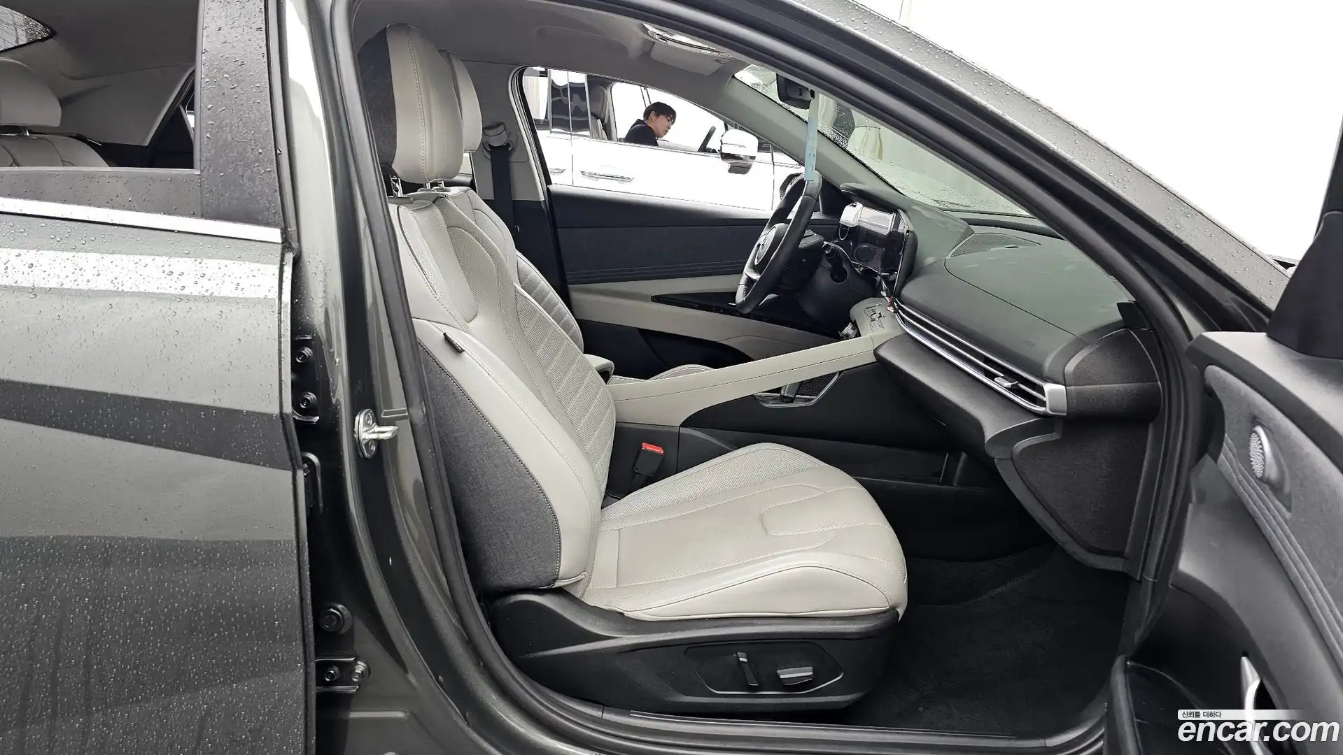 AVANTE Hyundai 2022.7-OPTION-015