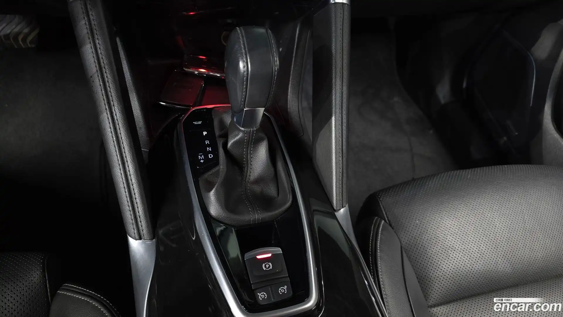 QM6 Renault Korea 2016.10-INNER-009
