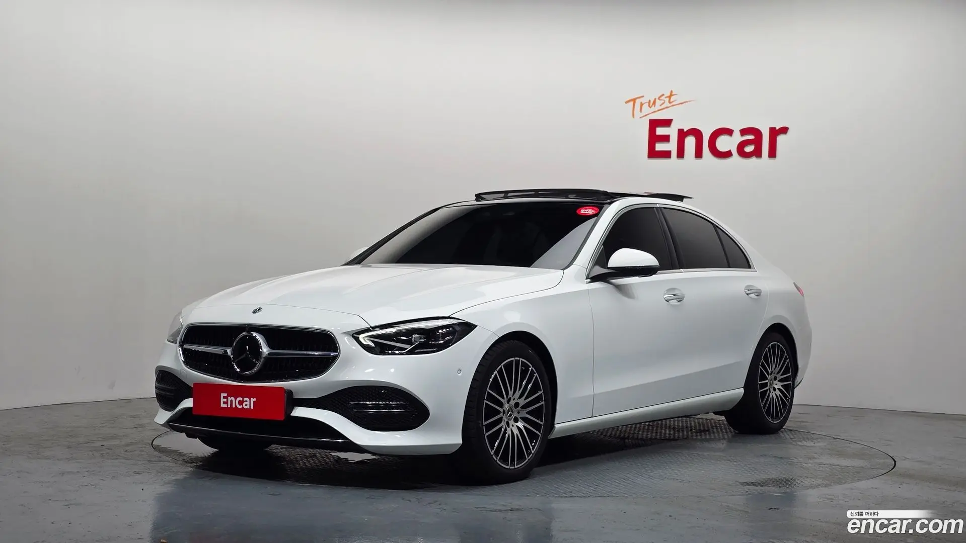 Main__Slider__Photo:C-Class Mercedes-Benz 2023.11-0