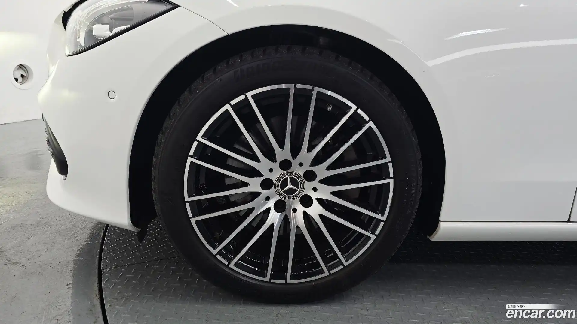 C-Class Mercedes-Benz 2023.11-OUTER-005