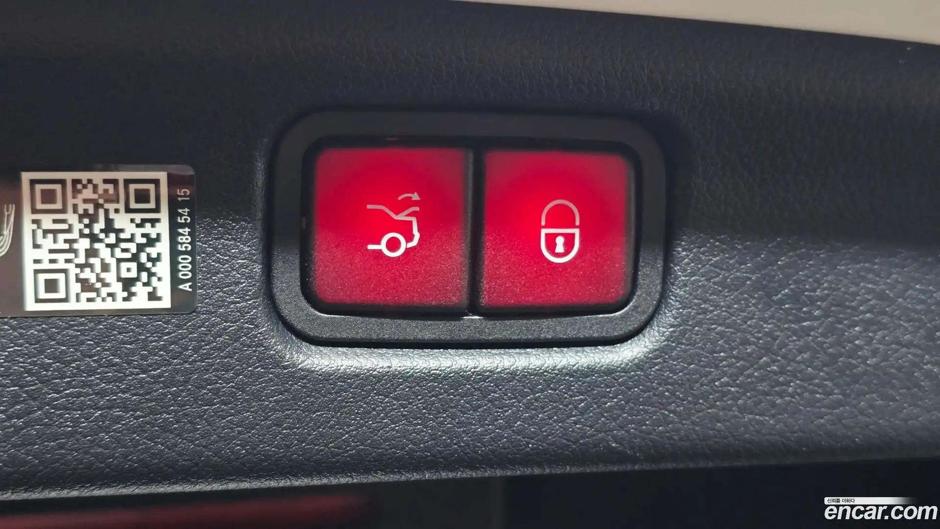 C-Class Mercedes-Benz 2023.11-OPTION-020