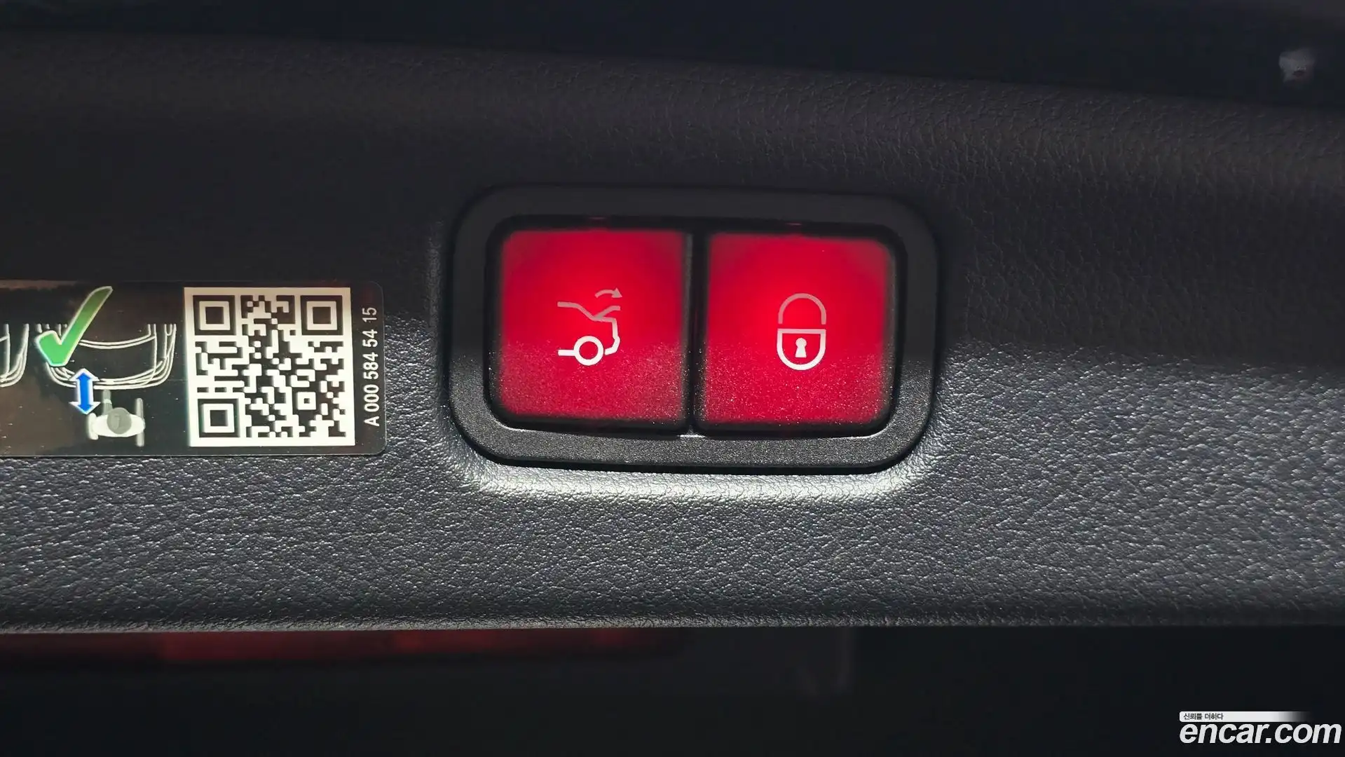C-Class Mercedes-Benz 2023.11-OPTION-021