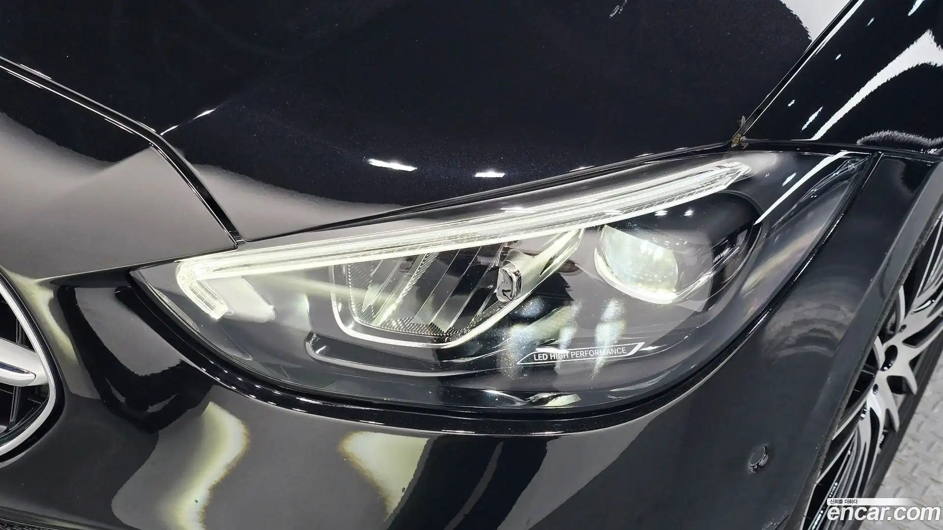 C-Class Mercedes-Benz 2023.11-OUTER-032