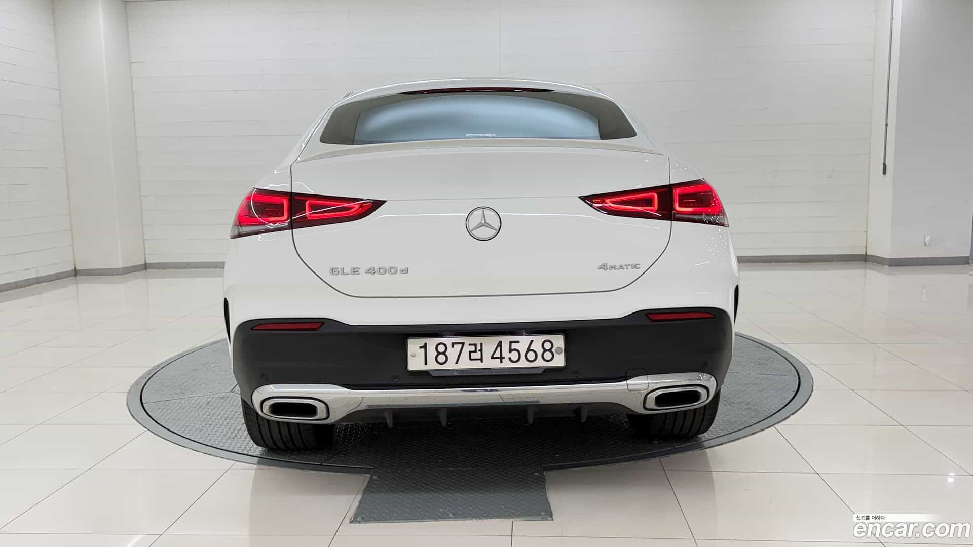GLE-Class Mercedes-Benz 2022.11-OUTER-004