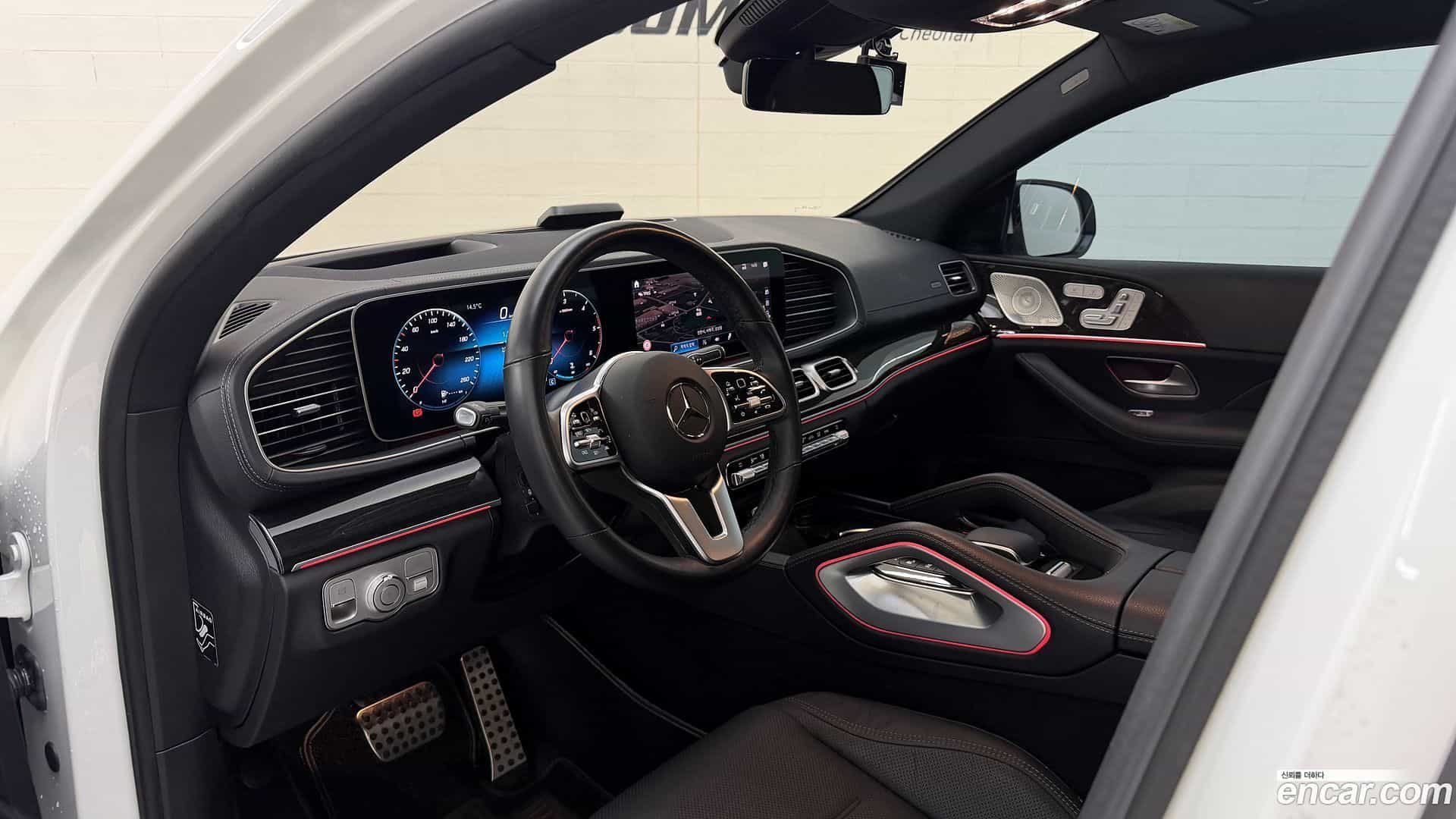 GLE-Class Mercedes-Benz 2022.11-OPTION-016