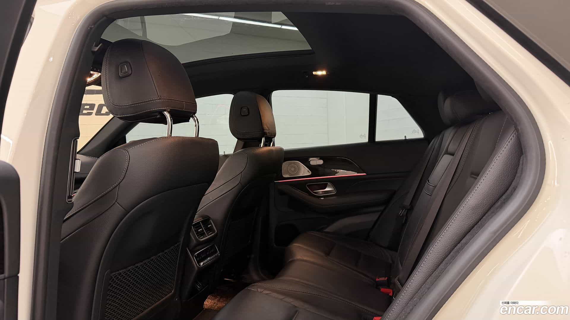 GLE-Class Mercedes-Benz 2022.11-OPTION-022