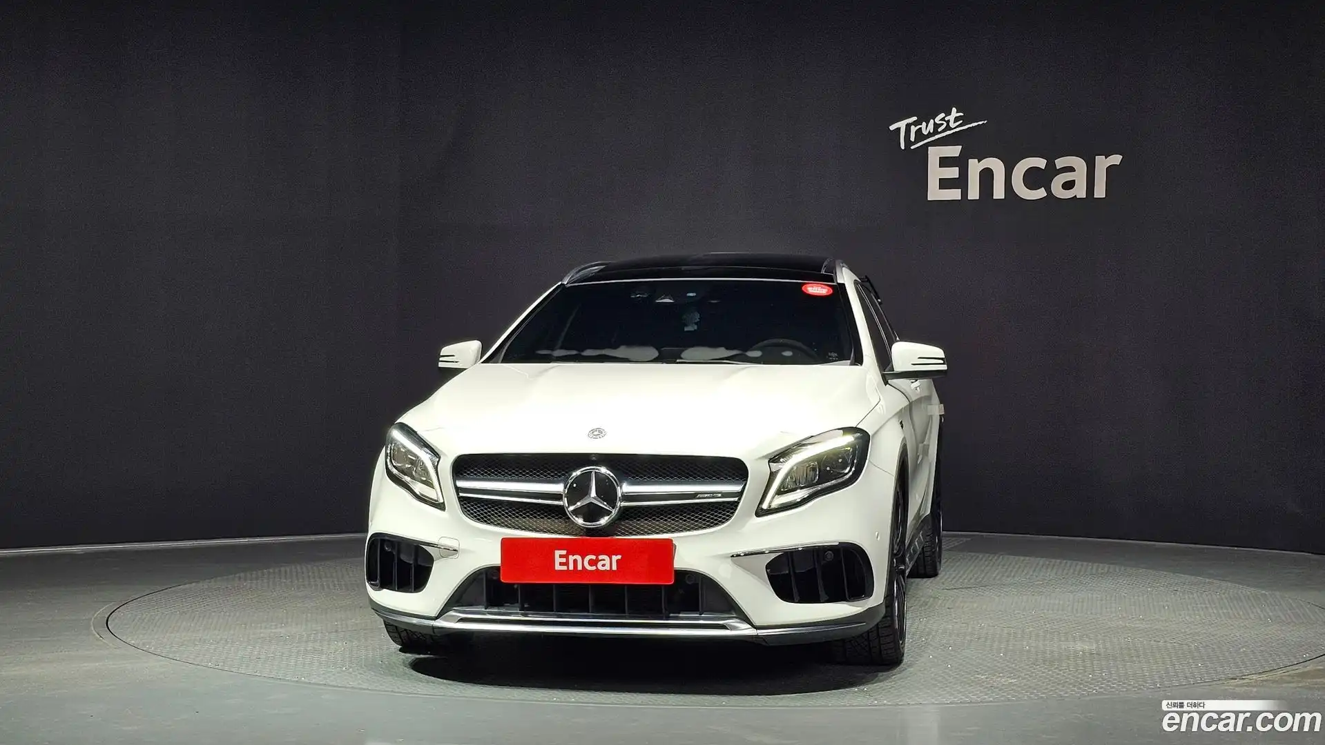 GLA-Class Mercedes-Benz 2018.5-OUTER-003