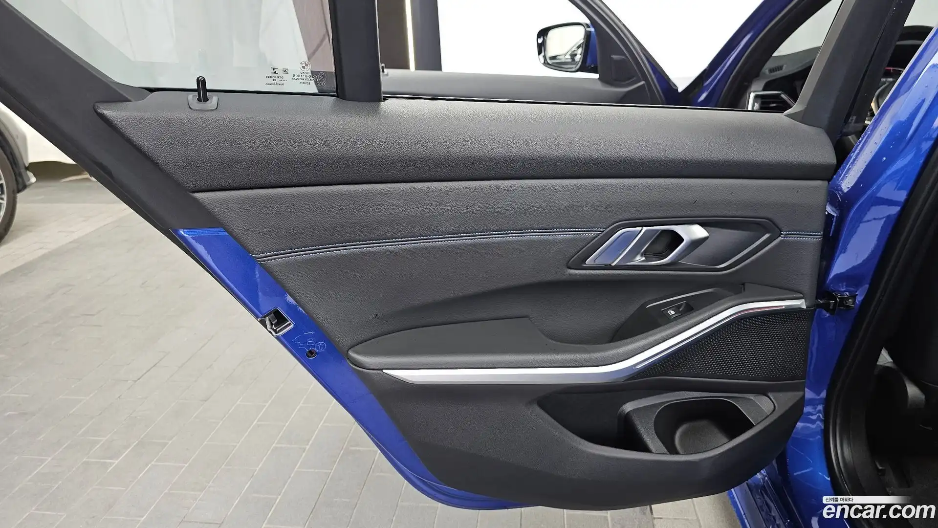 3-Series BMW 2019.10-INNER-035