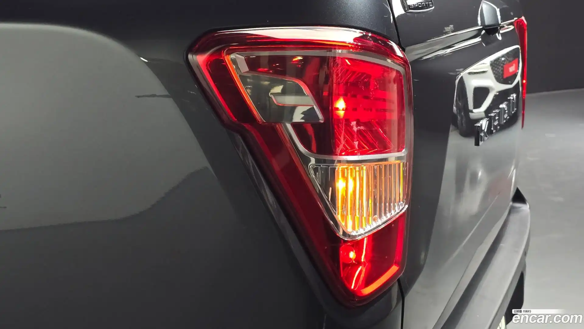 Rexton KG Mobility 2020.5-OUTER-033