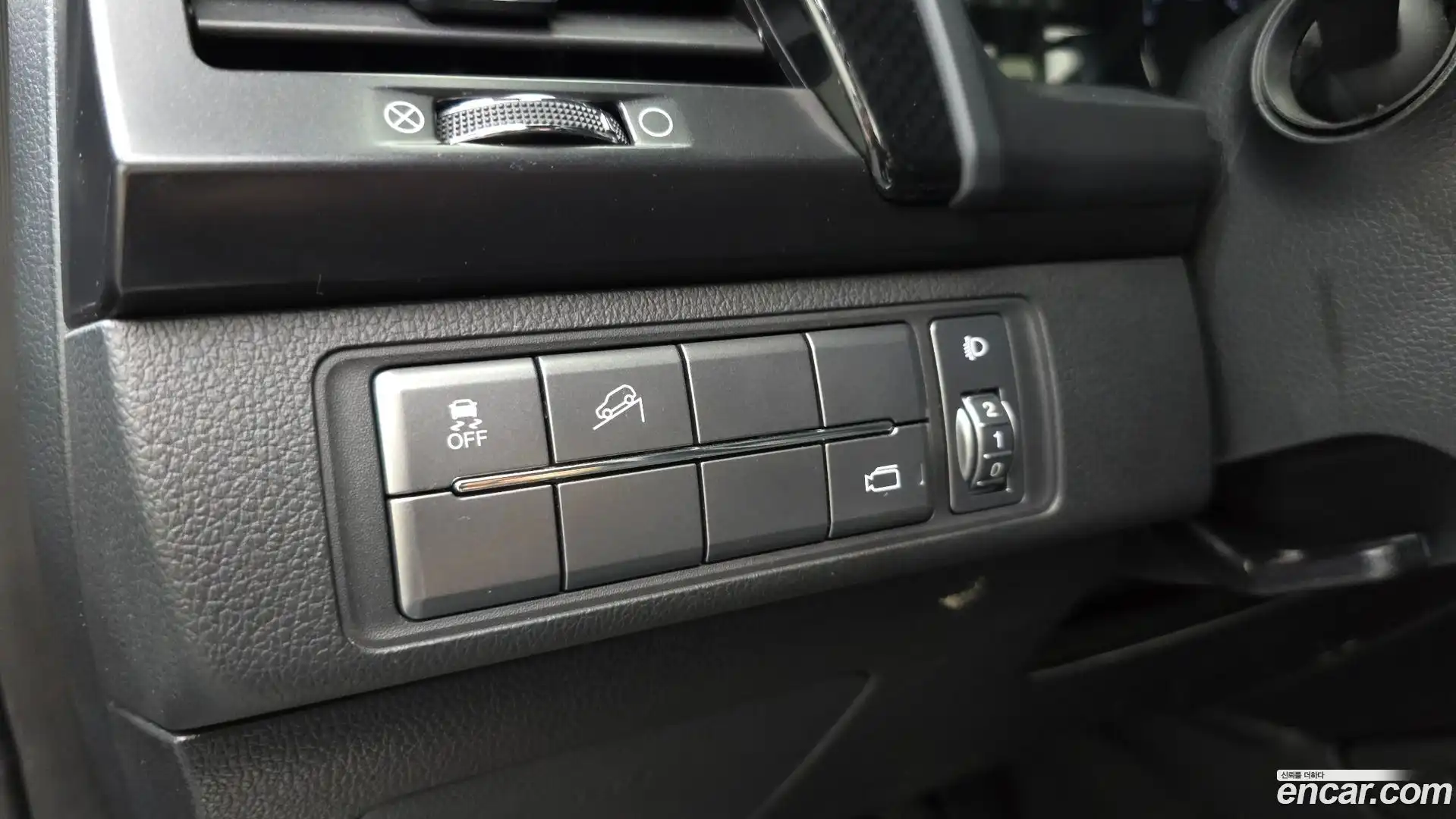 Rexton KG Mobility 2020.5-OPTION-041